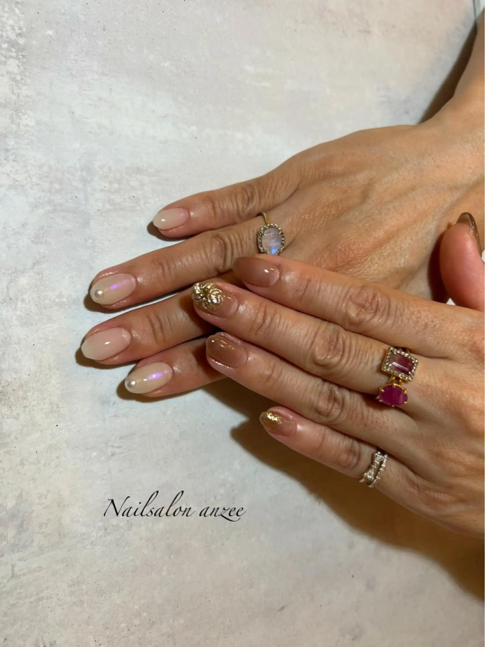 ミディアム sp anzeeのネイルデザイン