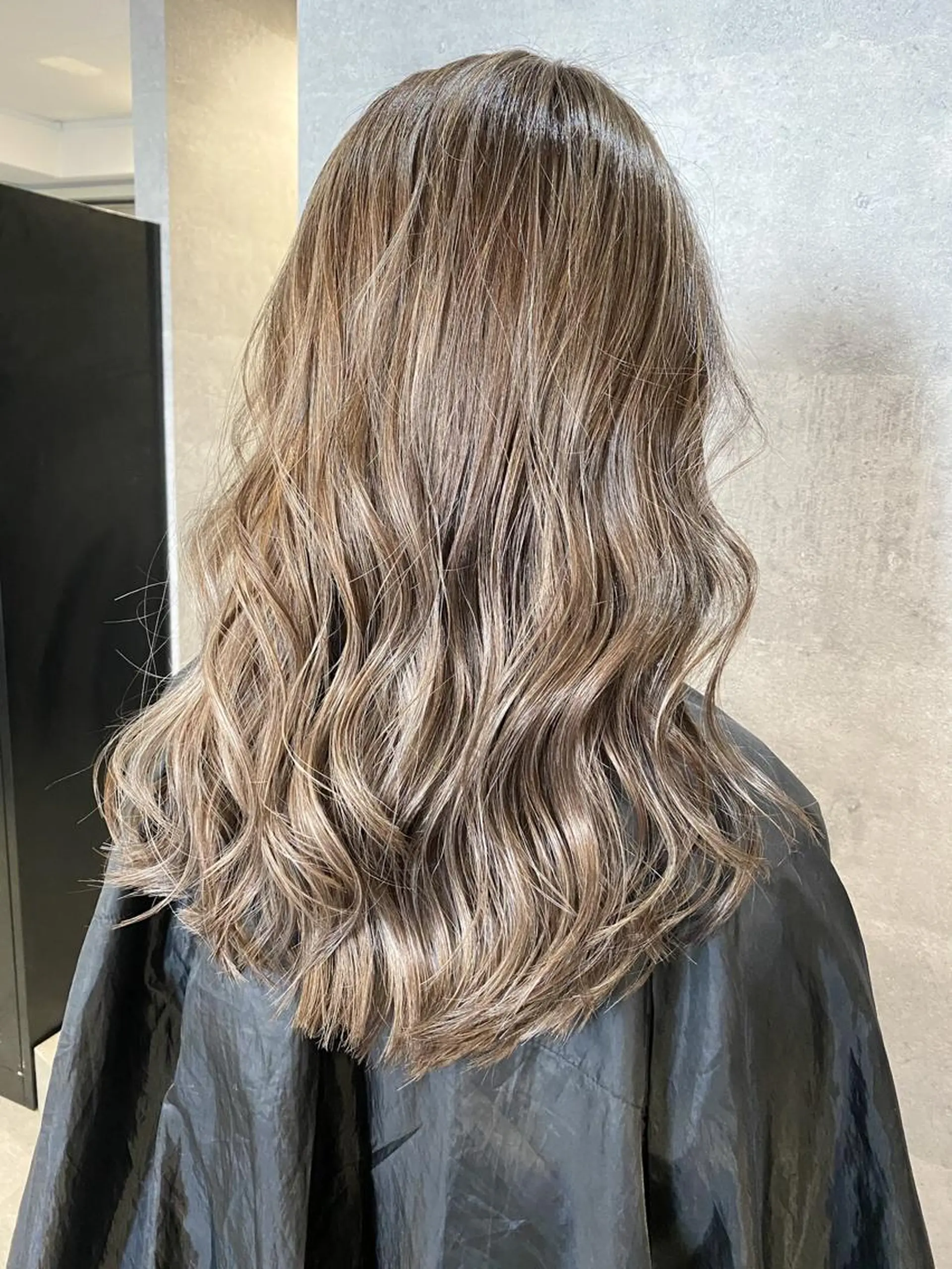 ロング 'oli所属・難波'oli【オリ】 美容室のヘアスタイル