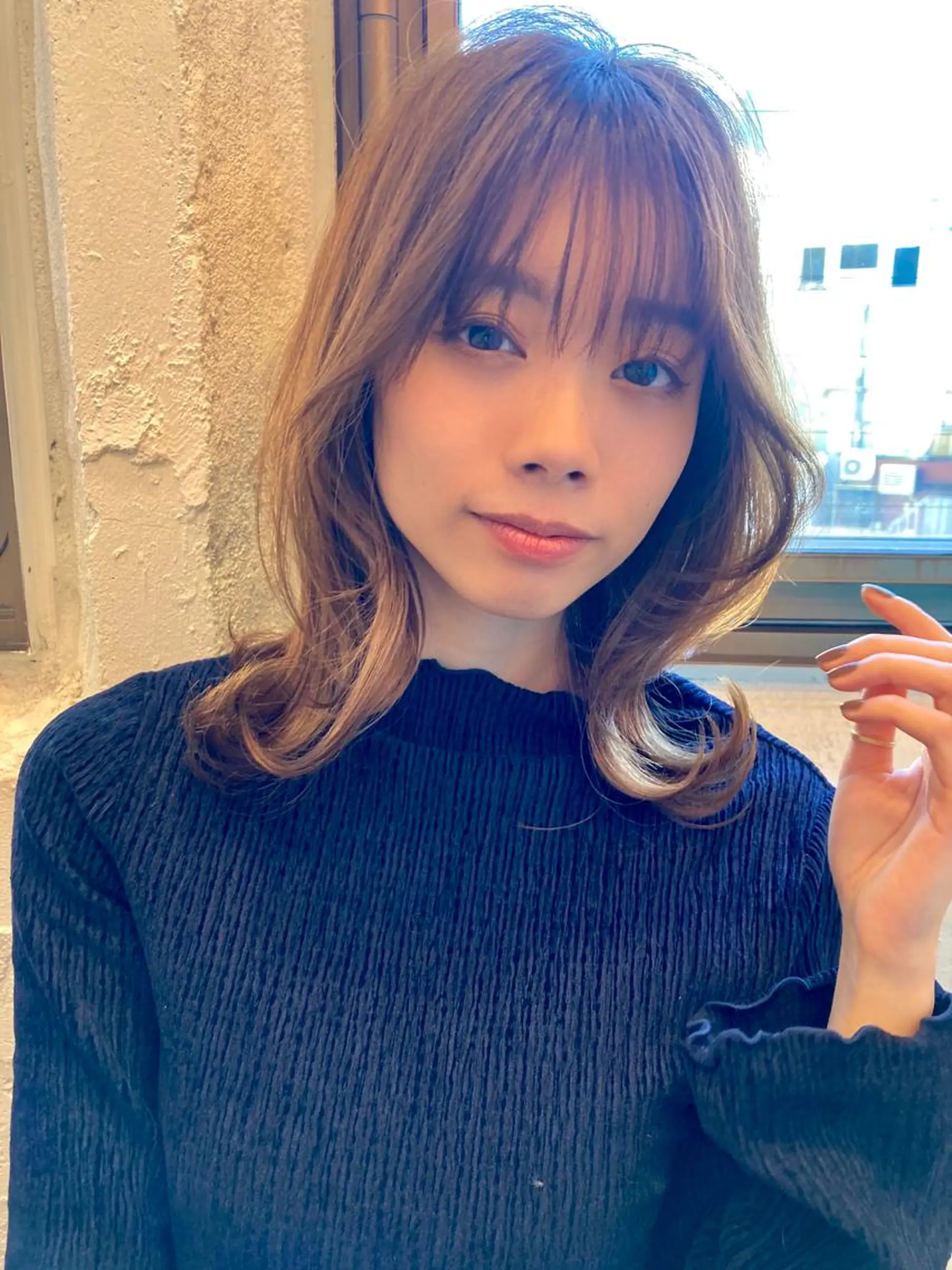 ミディアム カラー 顔まわりレイヤー ヨシンモリ 韓国風ヘア レイヤーカット おくれ毛 Loom .by Sea  ルームバイシー所属・レイヤー/前髪/ 韓国/CHIHIROのヘアスタイル