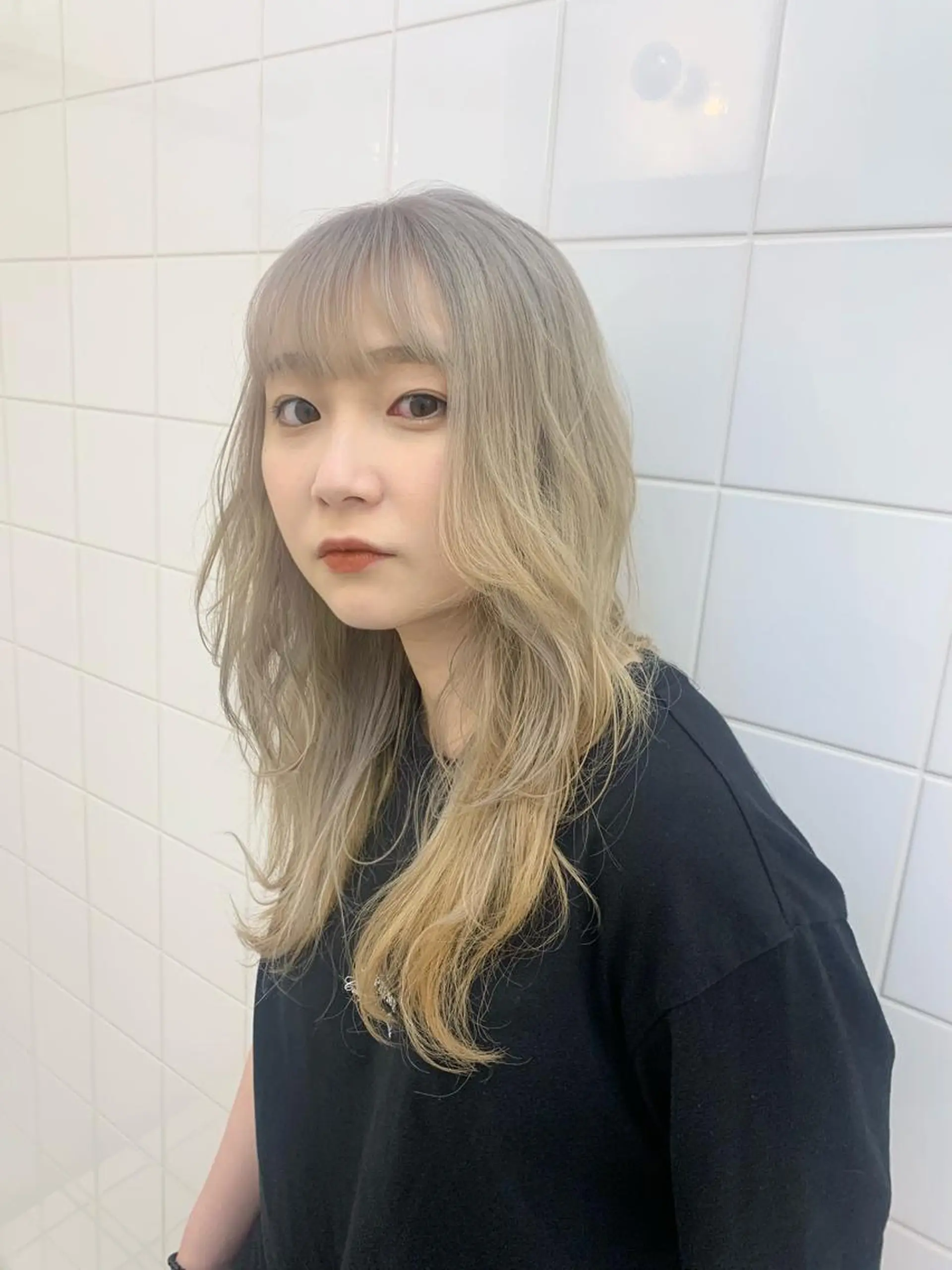 ロング カラー ヘアアレンジ カット ヘアカラー 🧨ブリーチー×ボブ レイヤー💎じゅえるのヘアスタイル