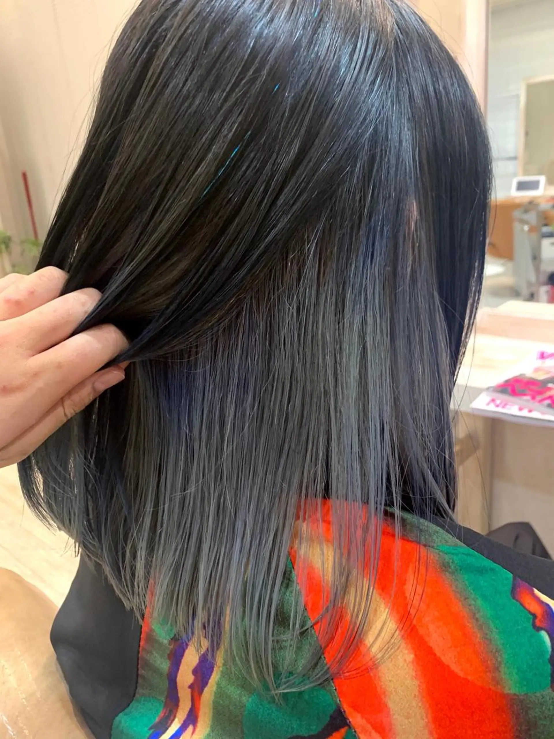 カラー 黒髪 ブリーチ ブルーカラー ブルーブラック グレージュ if所属・大崎if ほりはるかのヘアスタイル