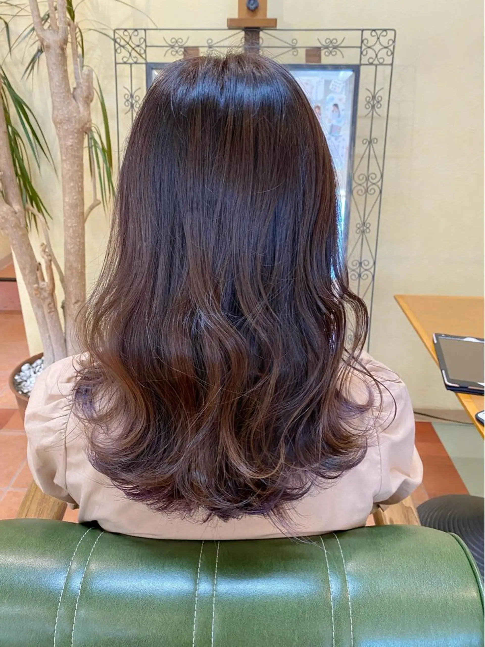 セミロング カラー ヘアカラー トリートメント 石井 佑樹のヘアスタイル