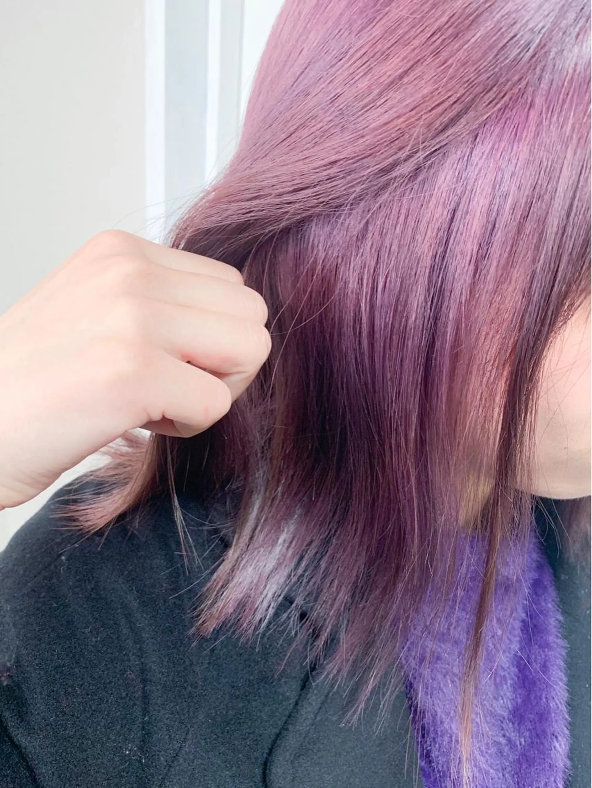 ミディアム カラー ブリーチ インナーカラー ピンクカラー ピンクパープル パープルカラー カット ヘアカラー BOX mico.のヘアスタイル