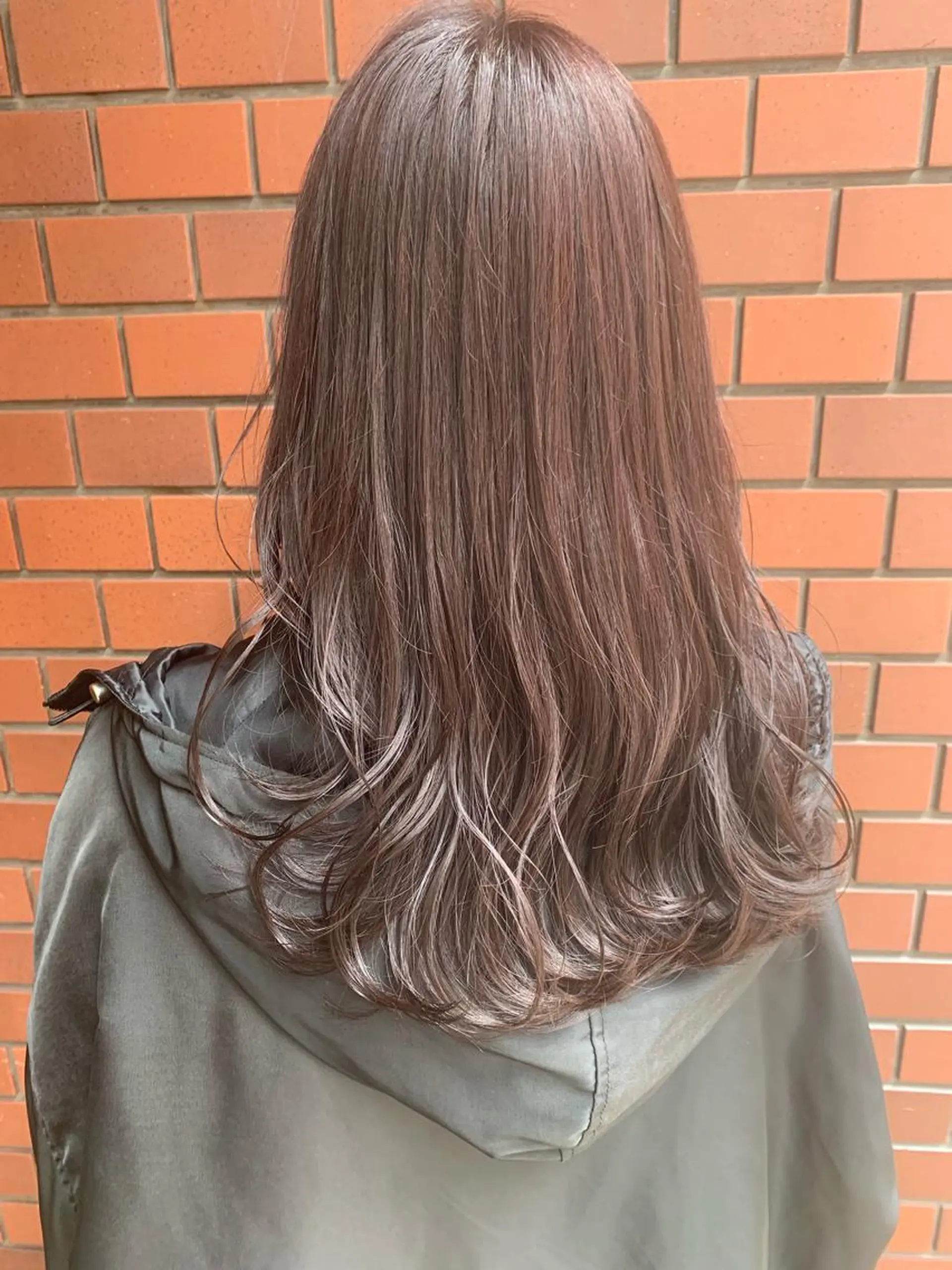 セミロング カラー ベージュカラー ピンクカラー ピンクベージュ newi 京橋 【yuuki】のヘアスタイル