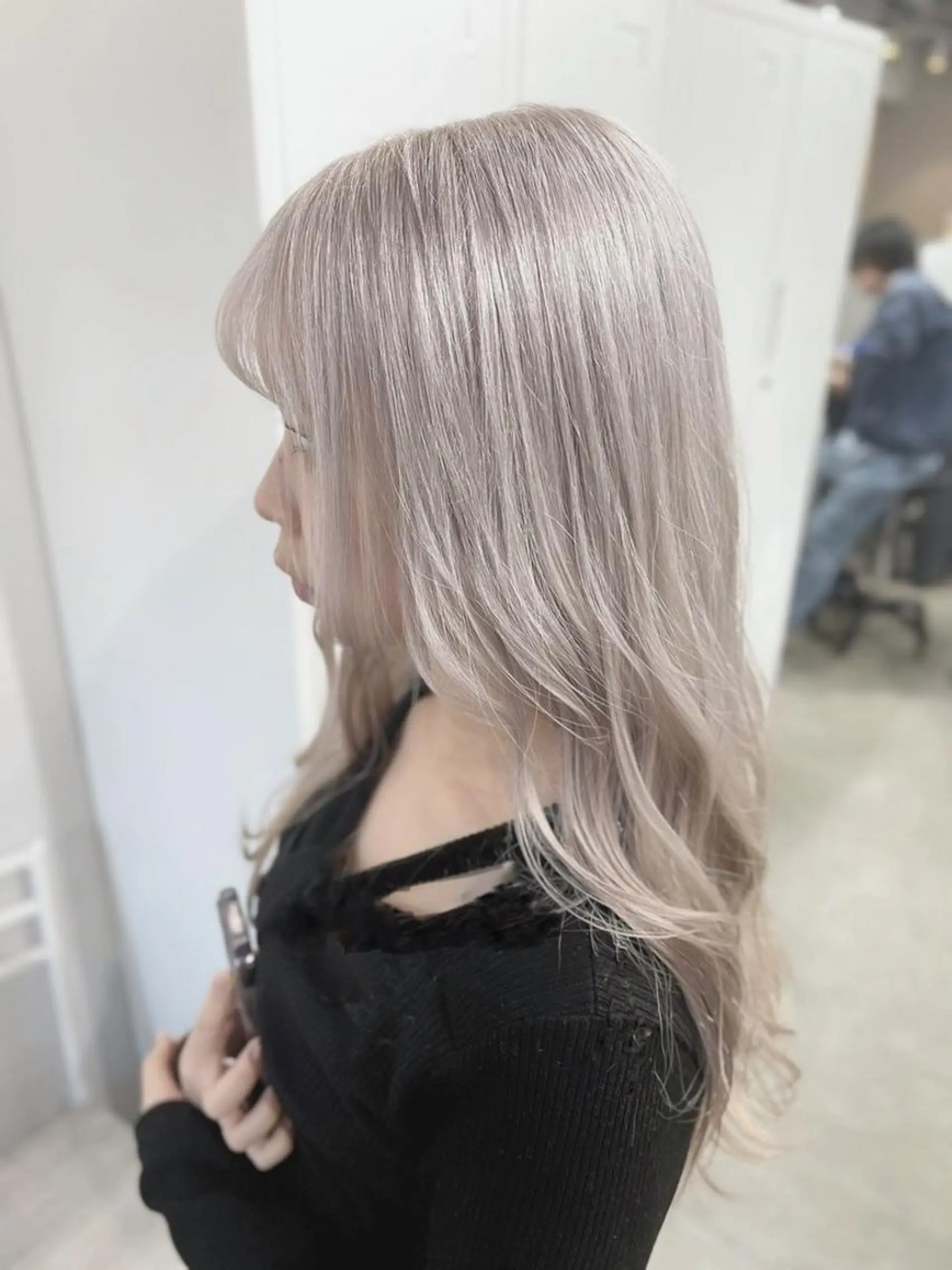 セミロング カラー ブリーチ ダブルカラー ヘアカラー トリートメント ✨【公式】 juhl.横浜✨のヘアスタイル