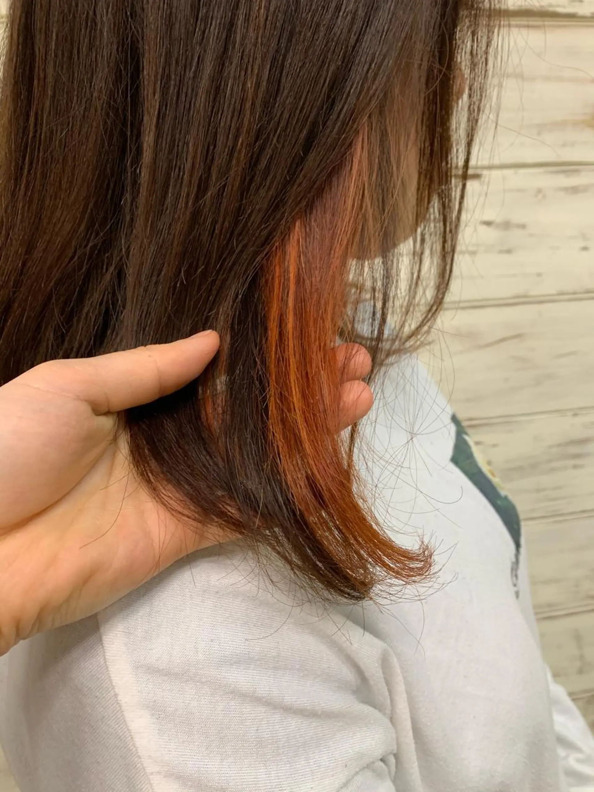 カラー ブリーチ インナーカラー オレンジ イワタ マハ/ minim hairのヘアスタイル