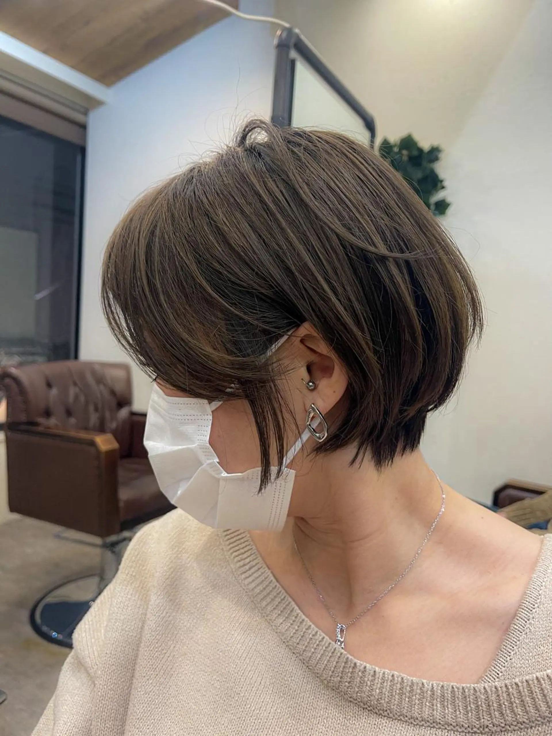 ショート カラー アディクシーカラー ブリーチ 透明感カラー ダブルカラー ブリーチなしカラー OAK溝の口 𖠋SHINYAのヘアスタイル