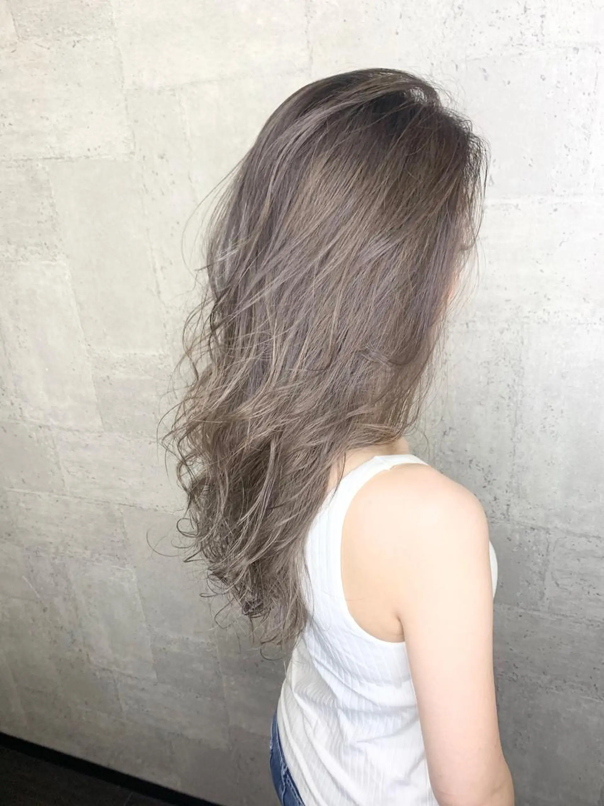 カラー Still所属・still .のヘアスタイル