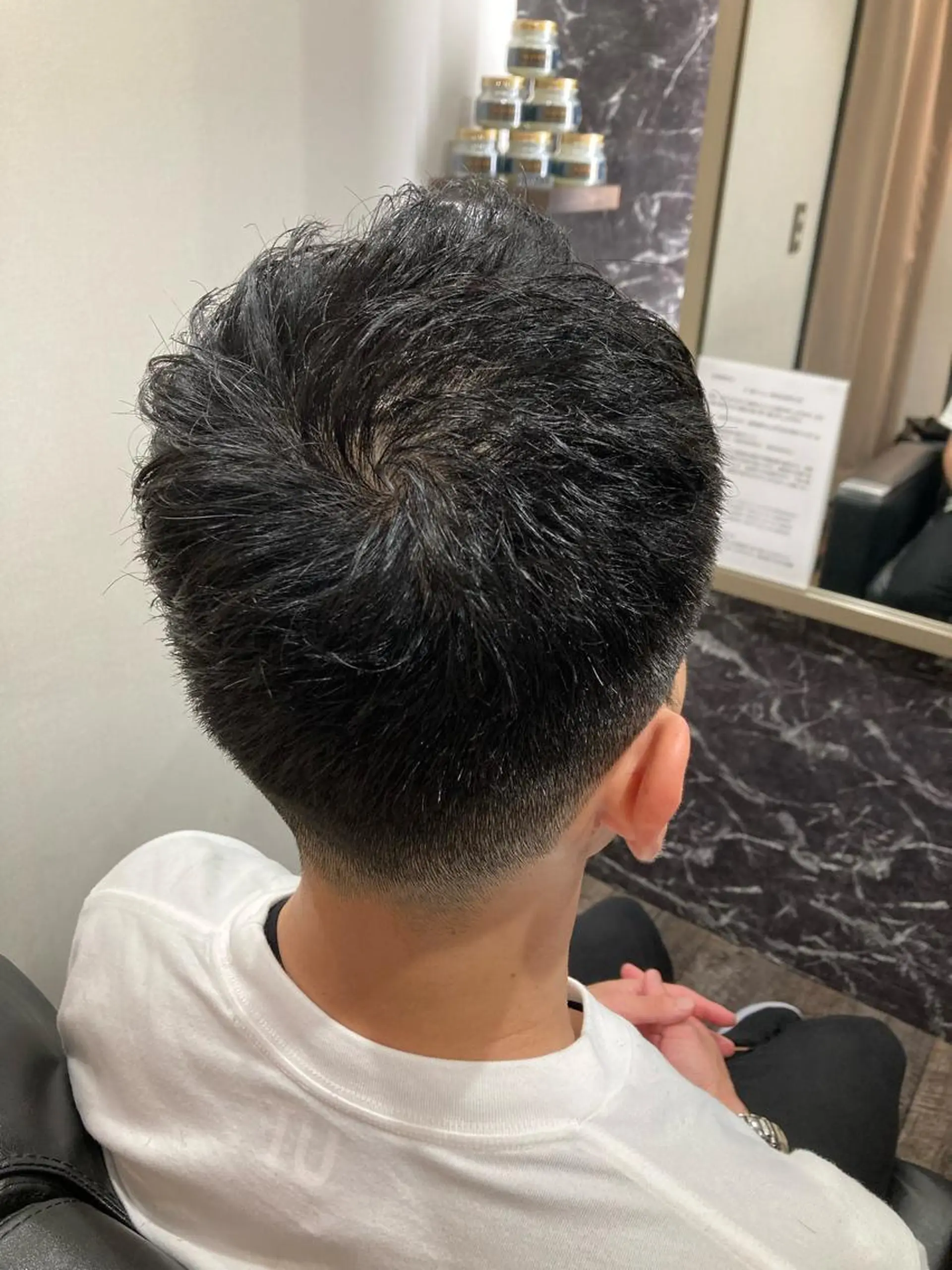 ショート メンズ LAVIE the BARBER所属・徒歩5分ビジネスマン カット👦🏻うしだのヘアスタイル