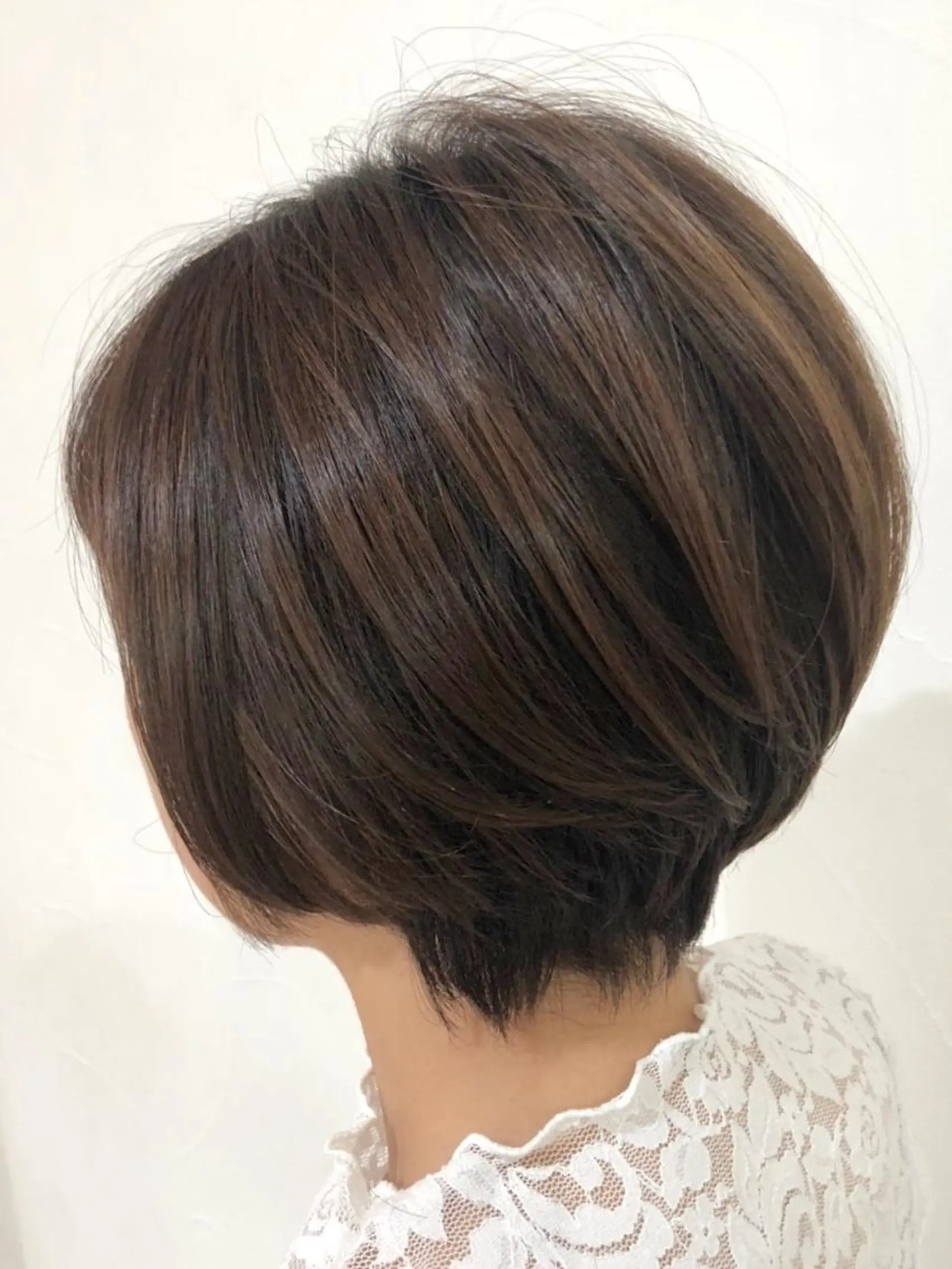 カラー 下池 紗加のヘアスタイル