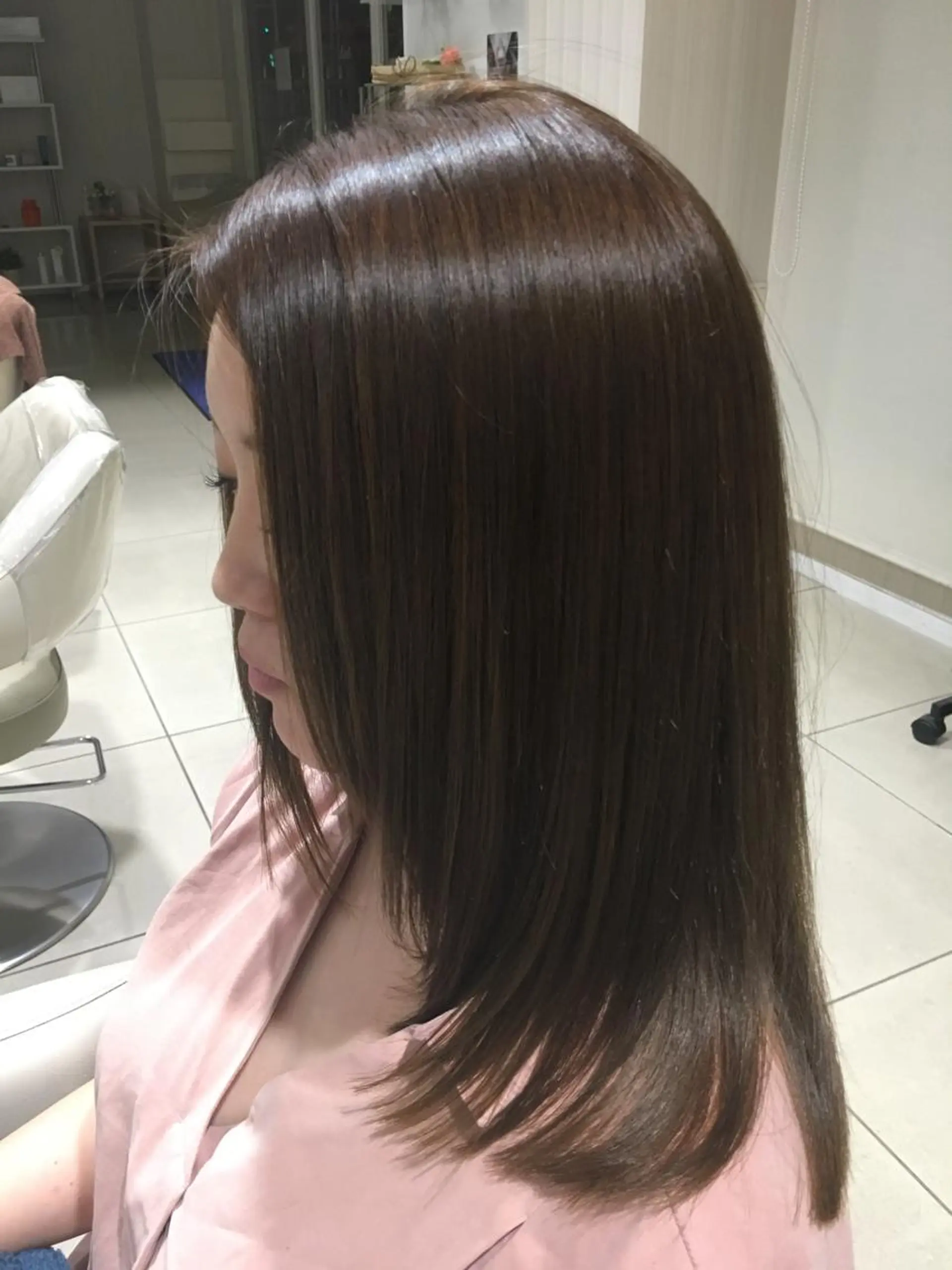 セミロング カラー ハイトーン/ブリーチ 山崎　悠次のヘアスタイル