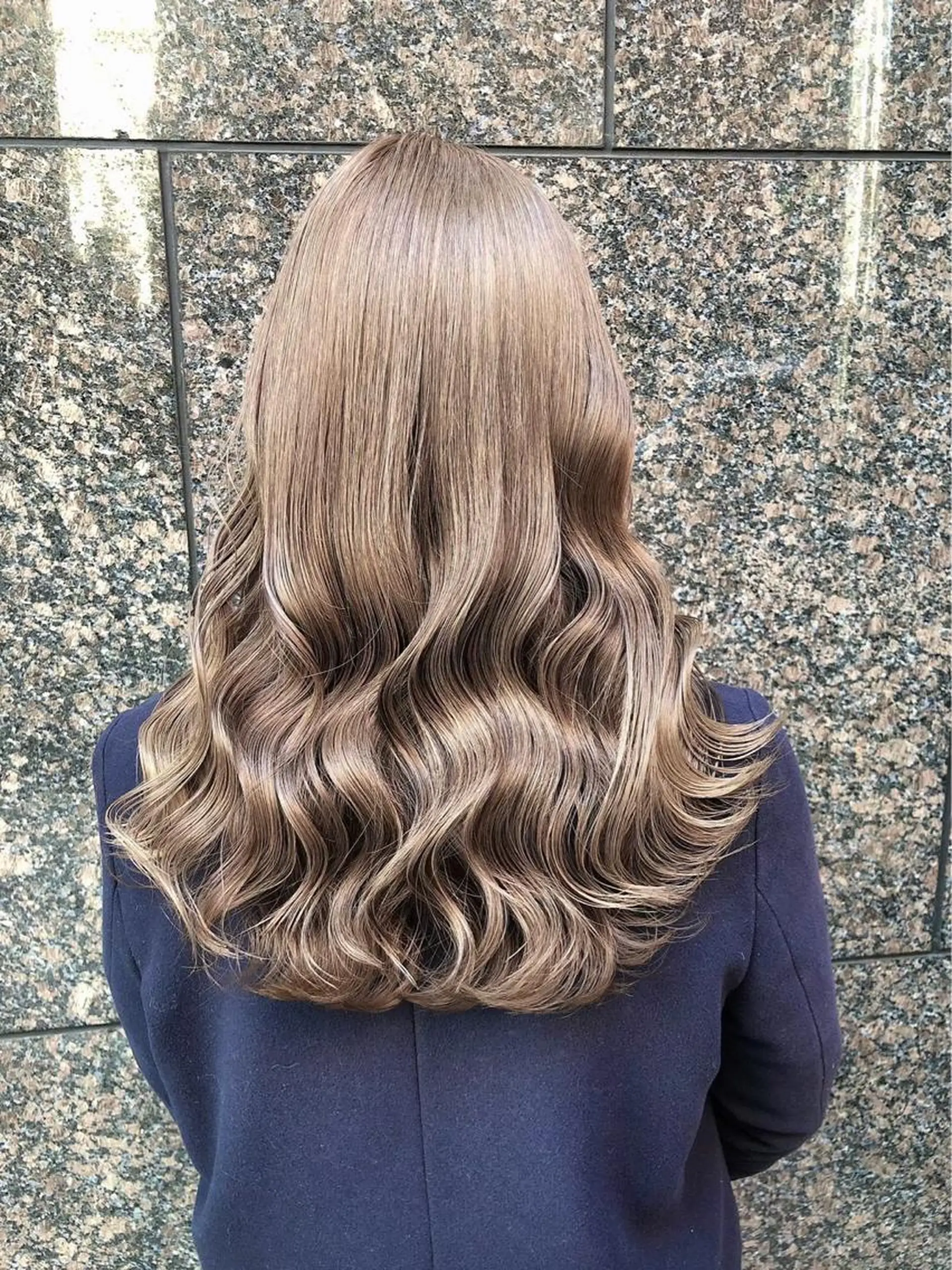 ロング カラー カット ヘアカラー トリートメント レイヤー🤍 ベージュ🤍　聖奈のヘアスタイル