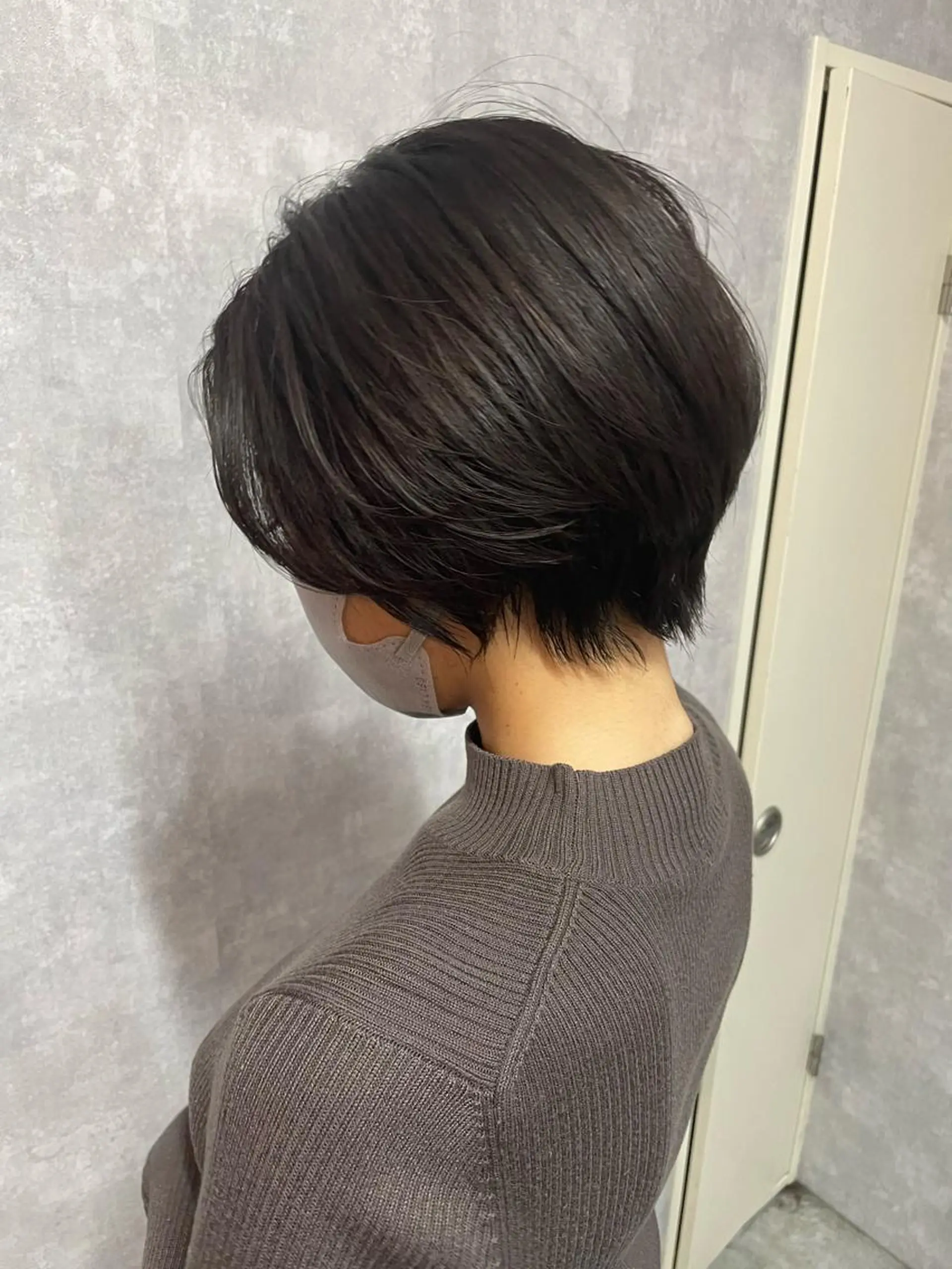 ショート 切りっぱなしボブ ショートボブ ハンサムショート 丸みショート アッシュ カット ヘアカラー トリートメント C’LD hair produce /シールドヘア所属・モテ髪/ボブ/ショー ト/アダチフウトのヘアスタイル