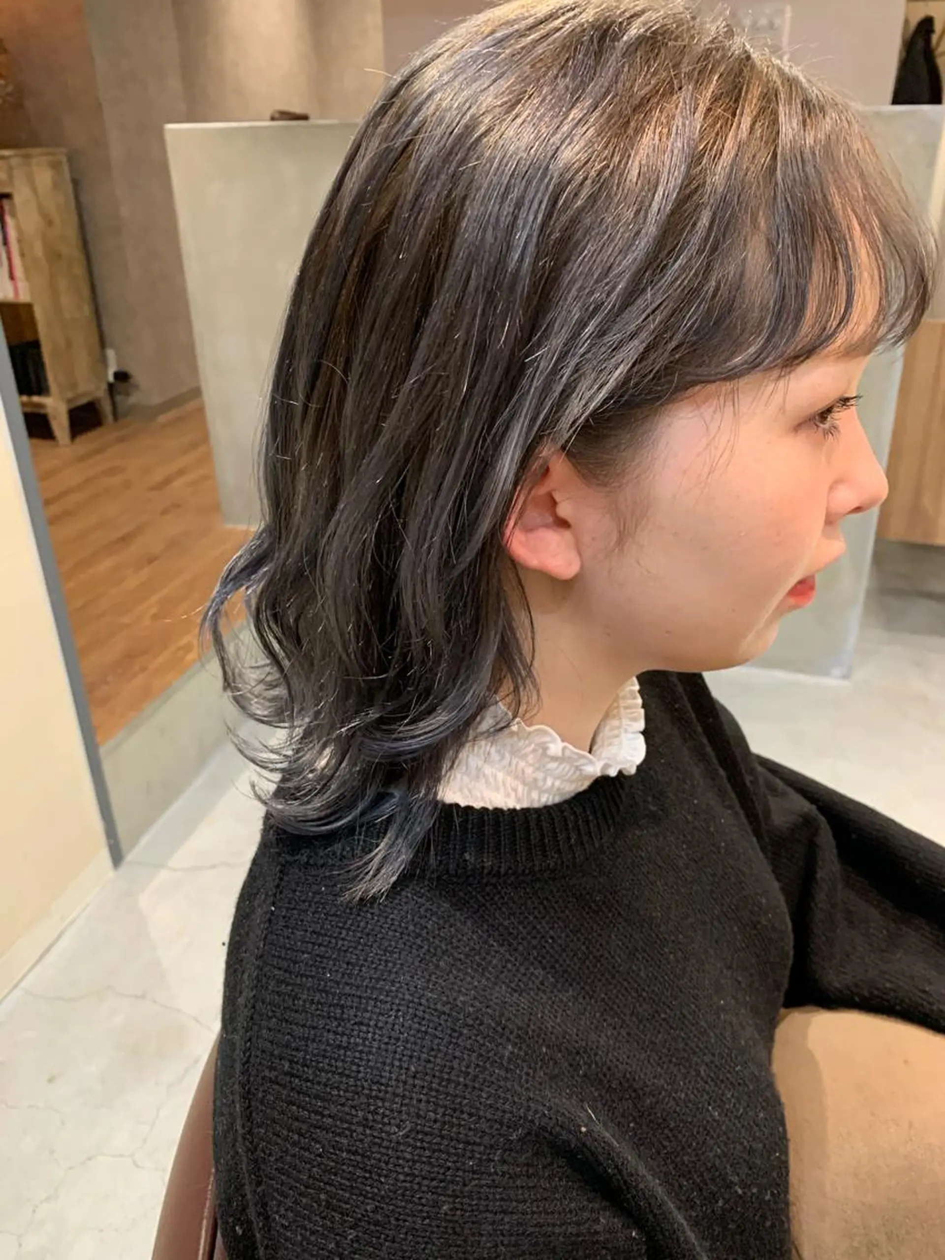 ミディアム カラー ヘアアレンジ メンズ pu+on. nailworks所属・fuyumi / ニュアンスネイルのネイルデザイン