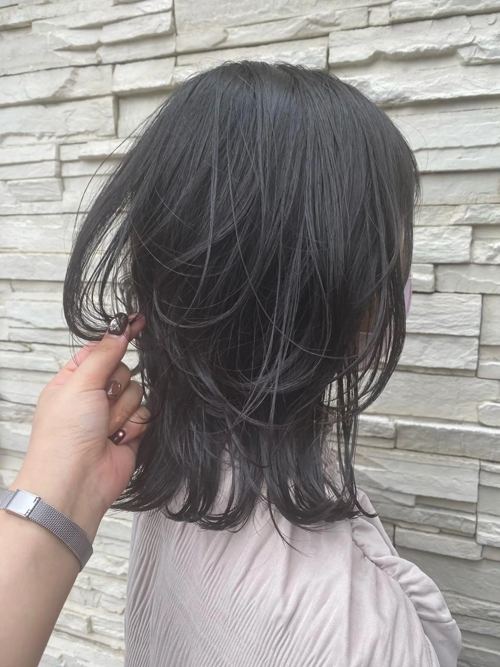 ミディアム アッシュ アッシュグレー レイヤーカット ヘッドスパ好き美容師 ✂︎小川仁美のヘアスタイル