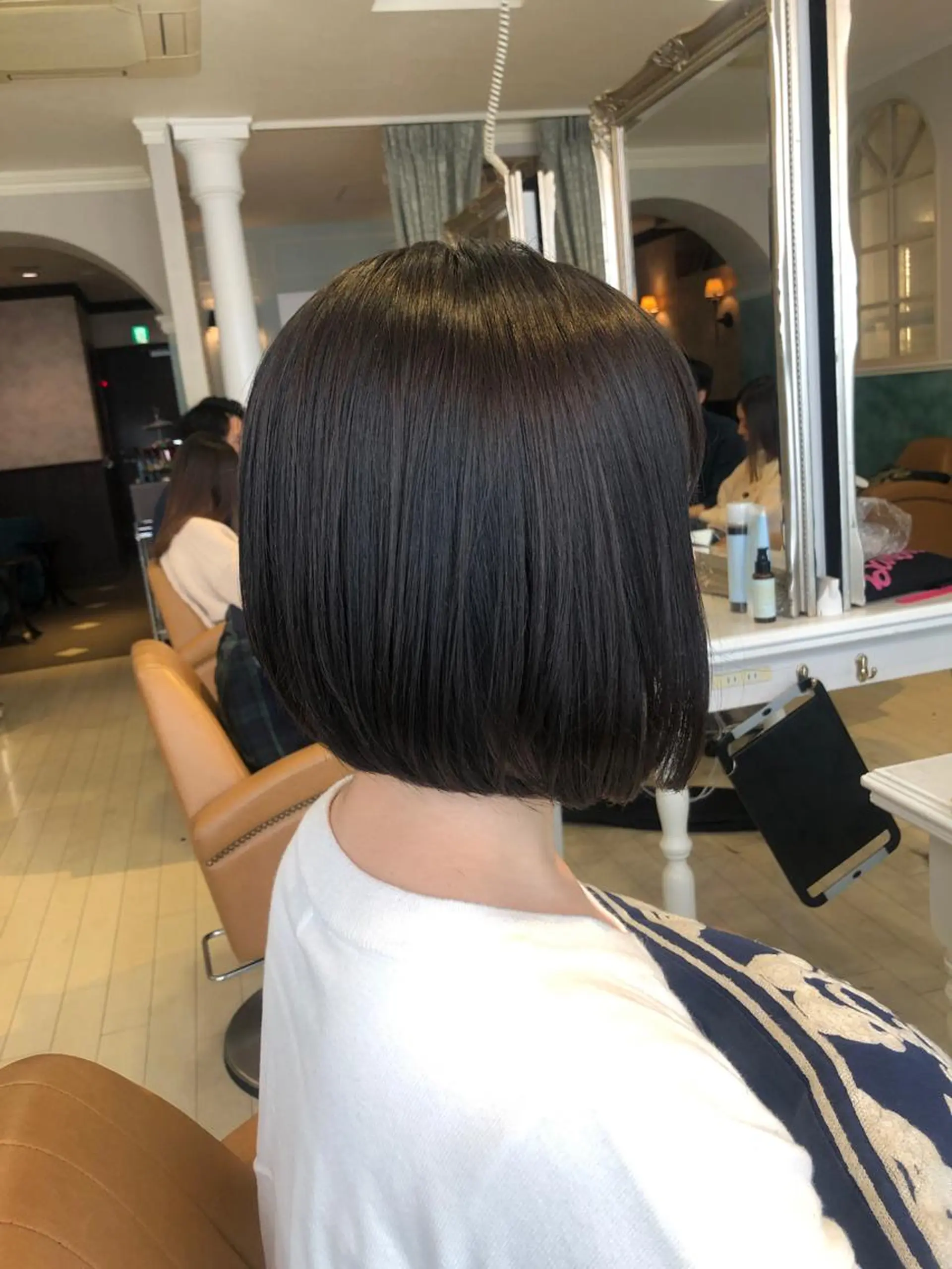 ショート ボブ 佐々木 シホミのヘアスタイル