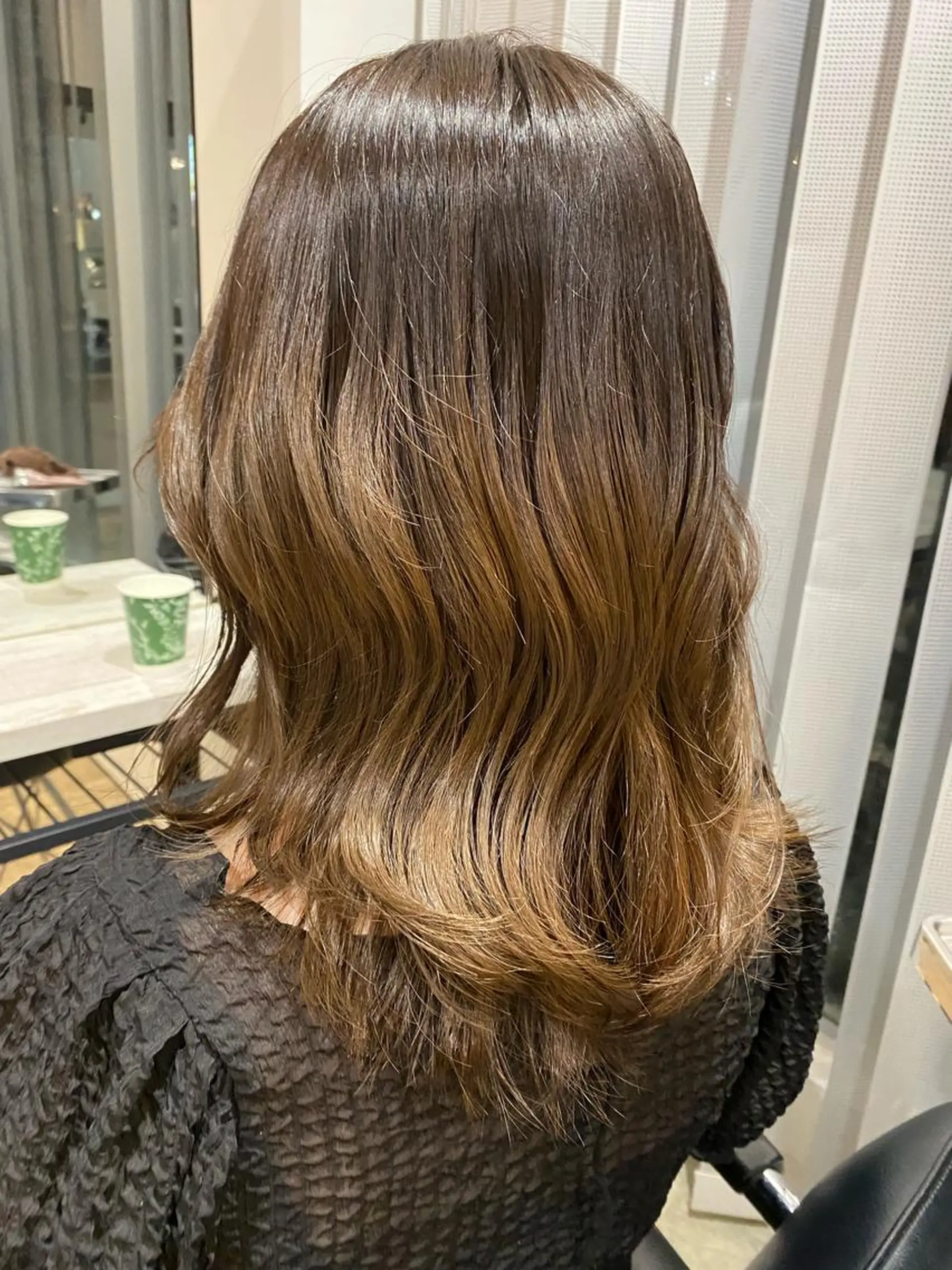 ミディアム カラー 増子 祐太朗のヘアスタイル