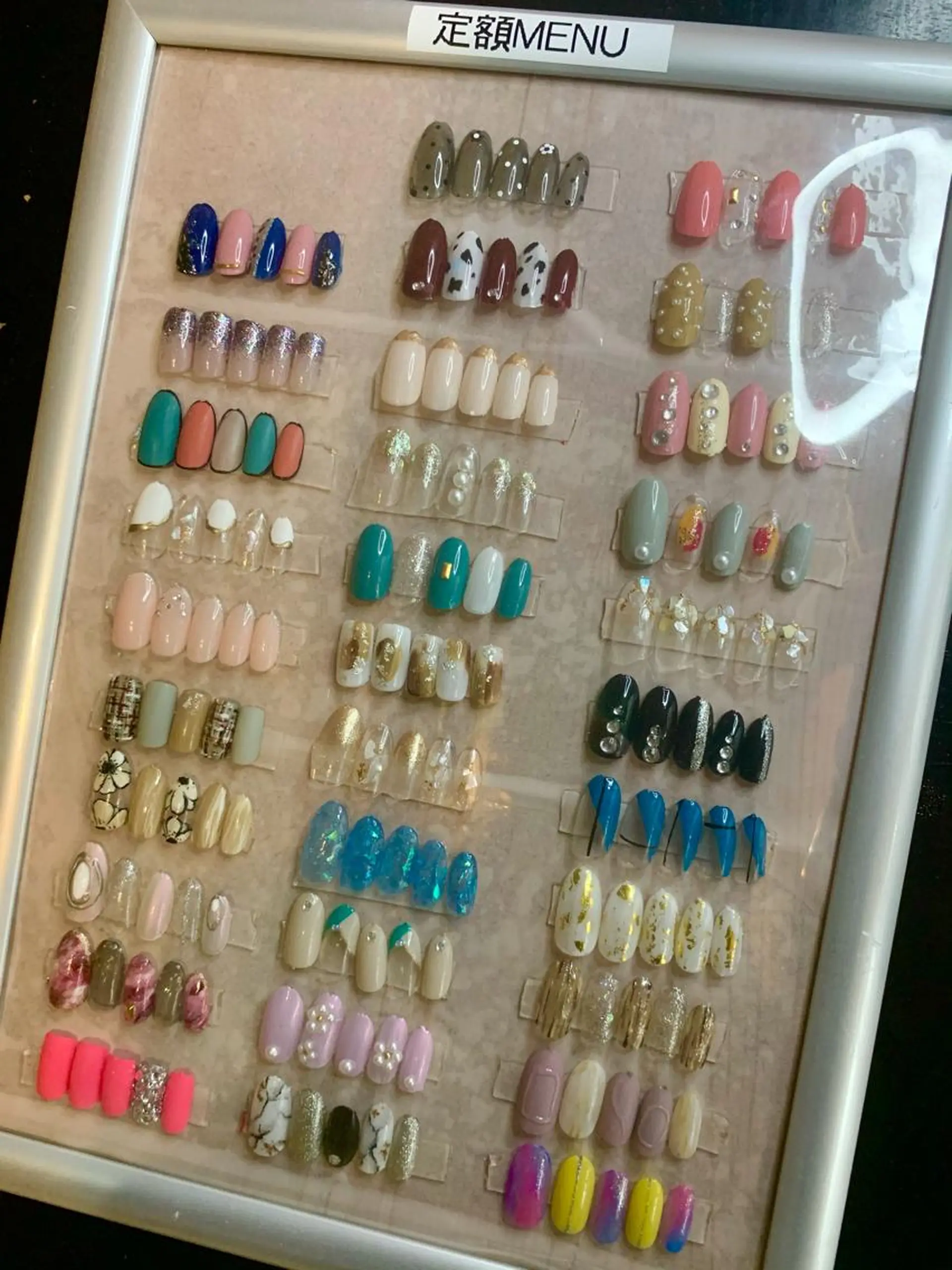 ネイル マルサンカクシカク所属・○△□ 守口市のネイルデザイン