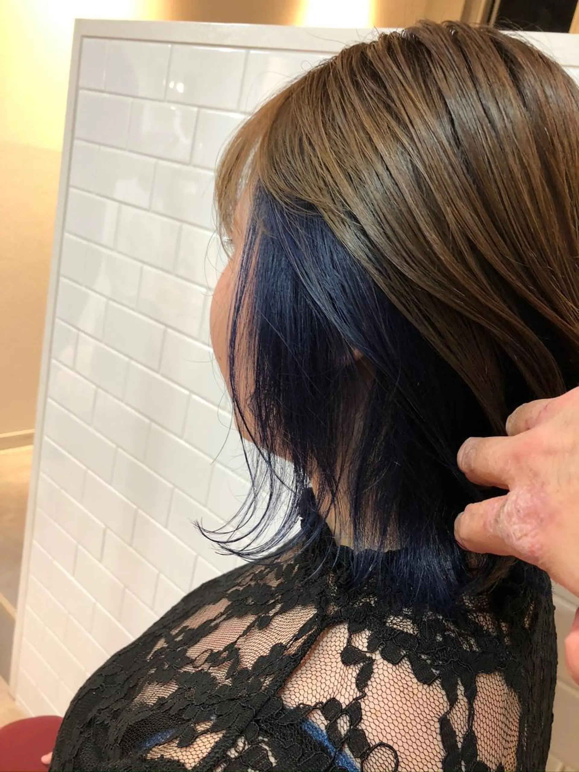 ミディアム ヘアカラー 西山 恵太郎のヘアスタイル