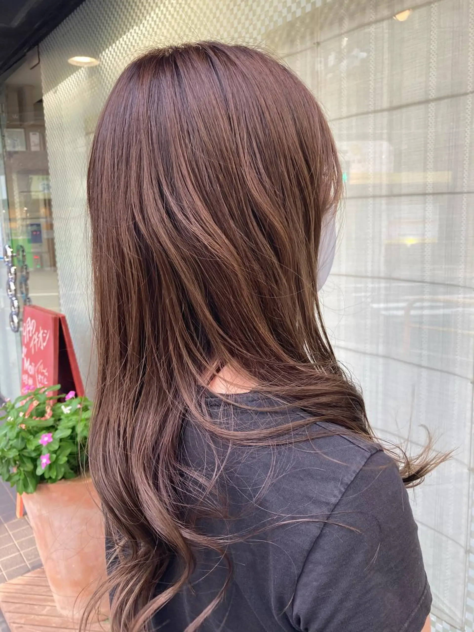 ロング カラー 宮原 佳苗のヘアスタイル