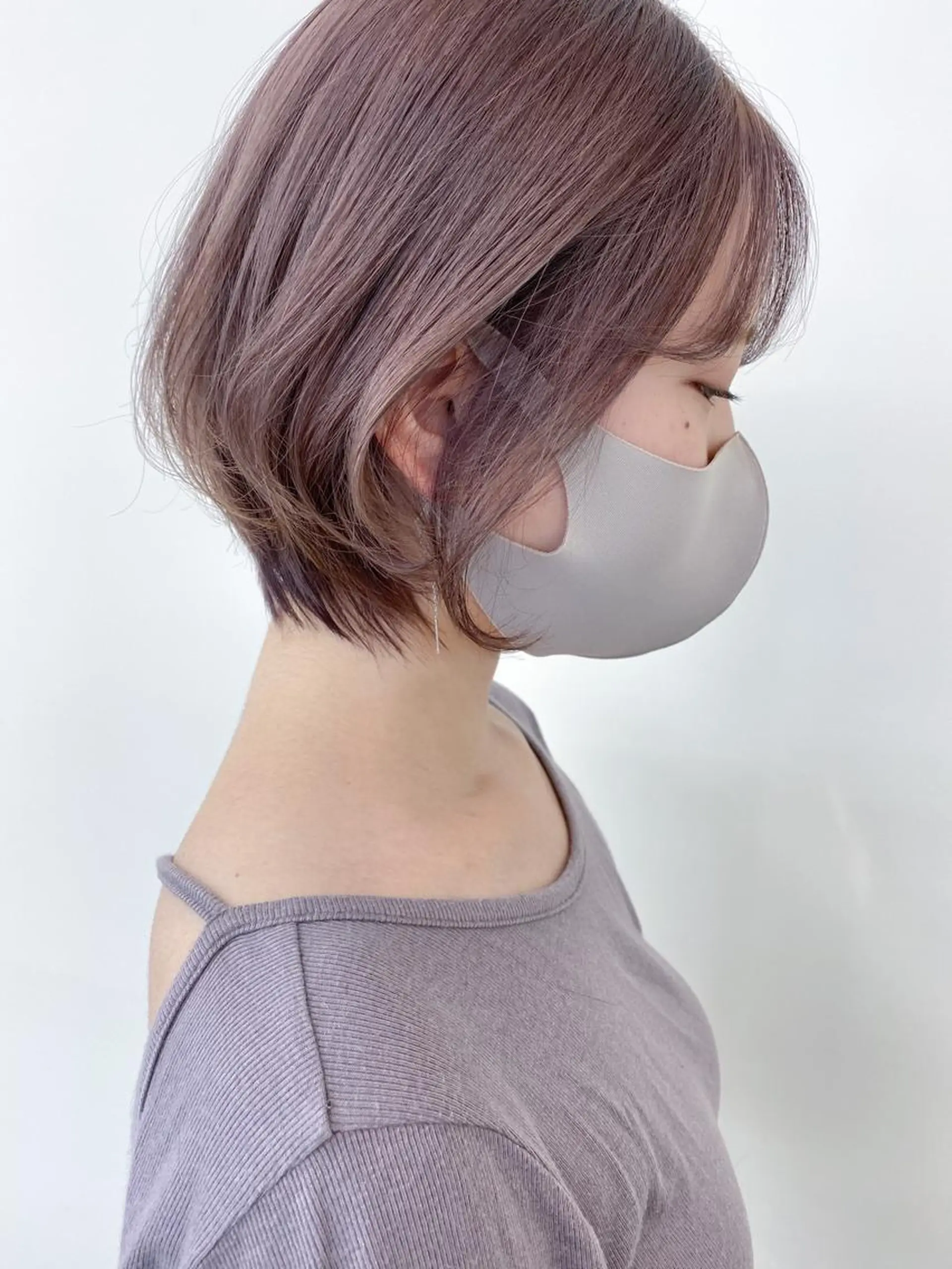 ショート カラー ブリーチ ダブルカラー グレージュ ラベンダーカラー ラベンダーグレージュ カット ヘアカラー トリートメント Meena by urban所属・丹羽 隼人 /韓国ヘア🇰🇷のヘアスタイル