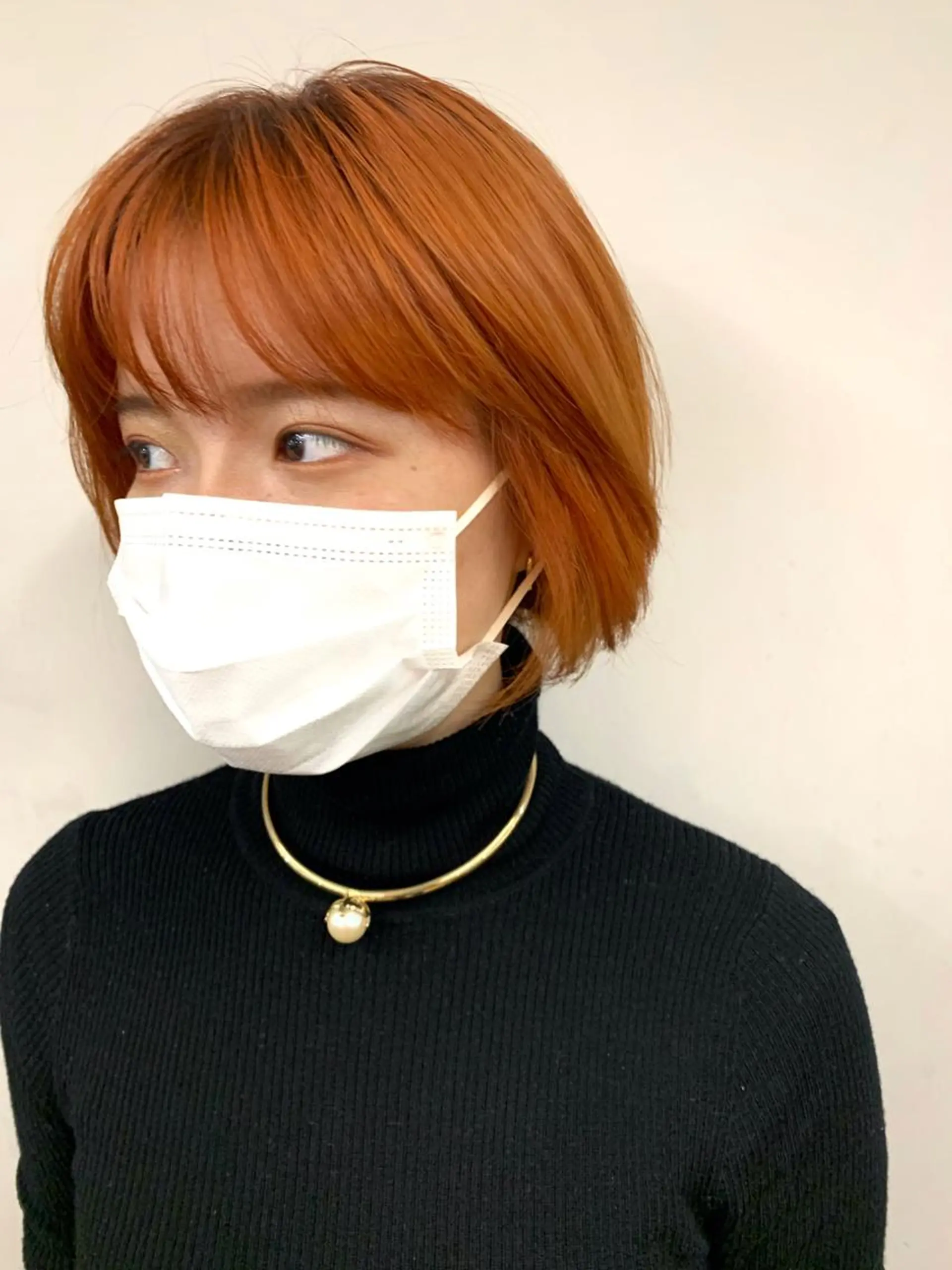 ショート カラー ブリーチ オレンジ カット ヘアカラー トリートメント 豊浦 翔太のヘアスタイル