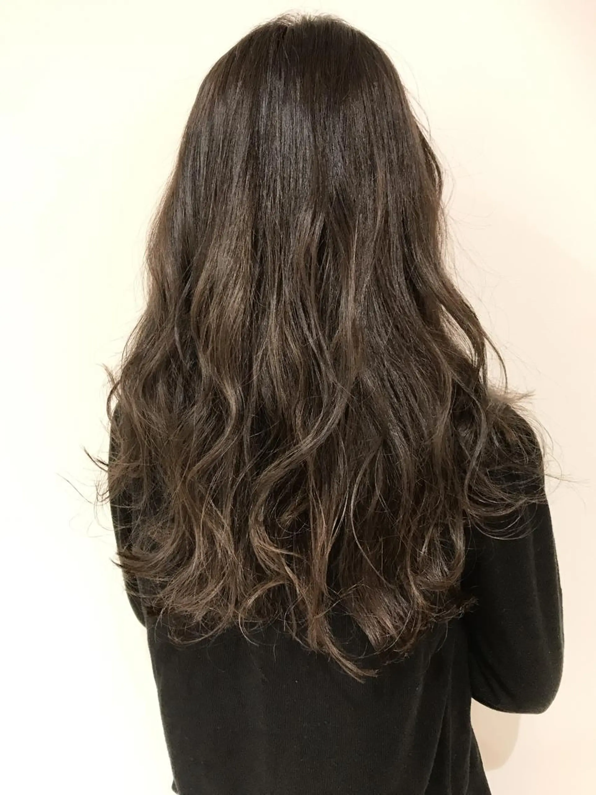 セミロング カラー イルミナカラー カット ヘアカラー ハイライト/髪質改善 ✂️十河祐輝のヘアスタイル