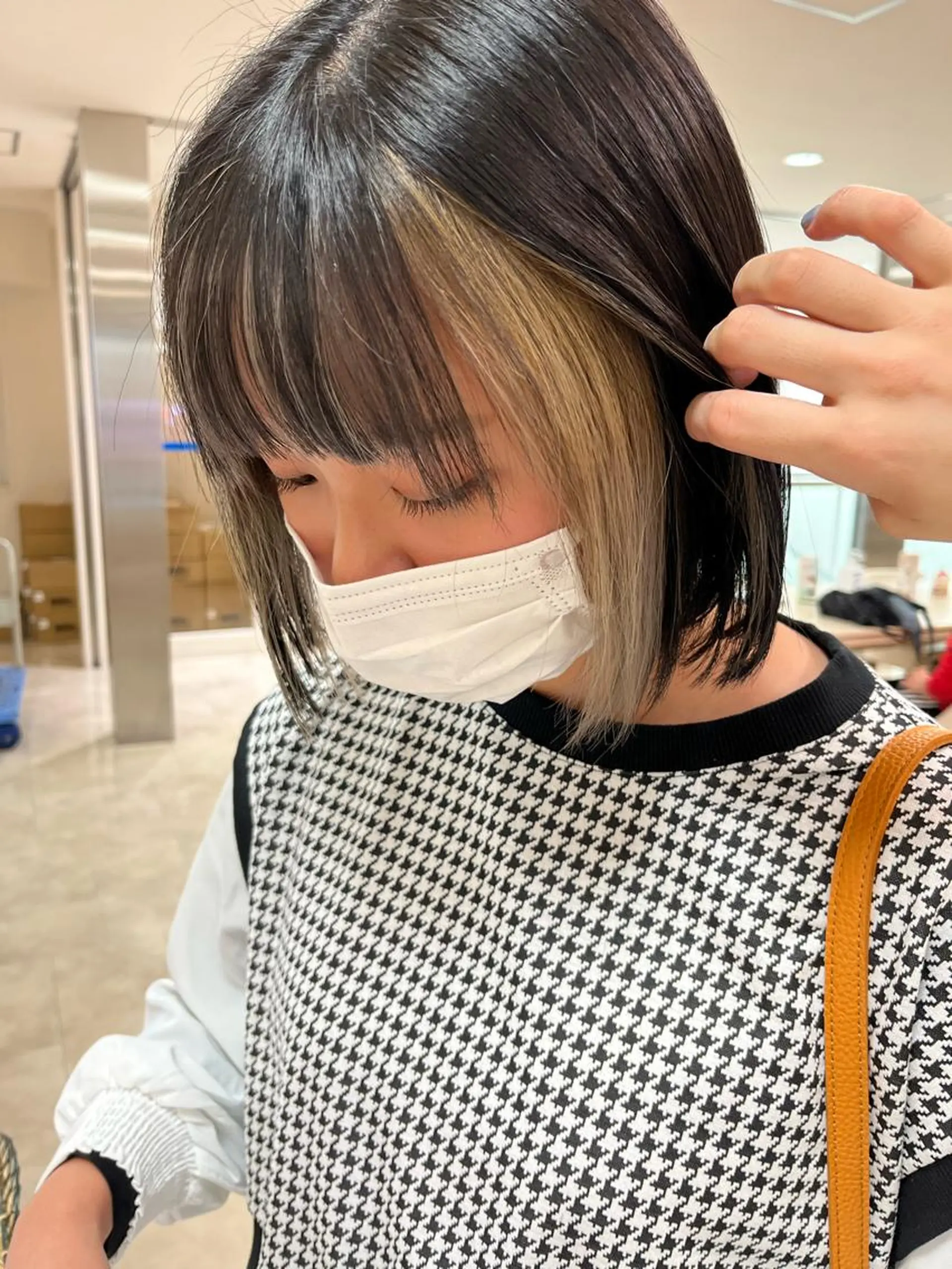 ショート カラー カット ヘアカラー トリートメント m i k u🕊️ 韓国レイヤー/暖色のヘアスタイル