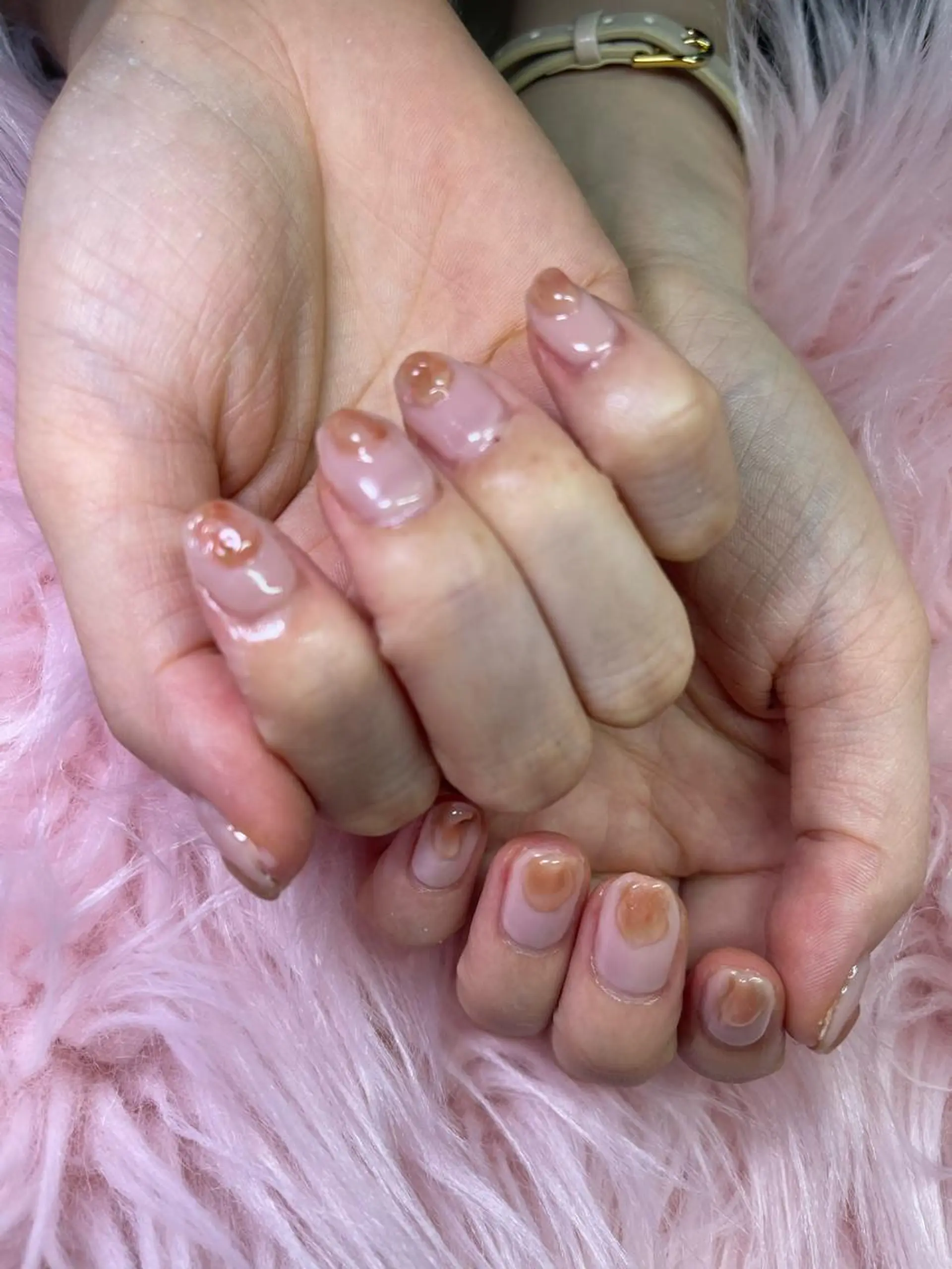 ネイル ニュアンスネイル オレンジ ネイルサロンキュアイスト所属・キュアイスト アコパラジェル調布のネイルデザイン
