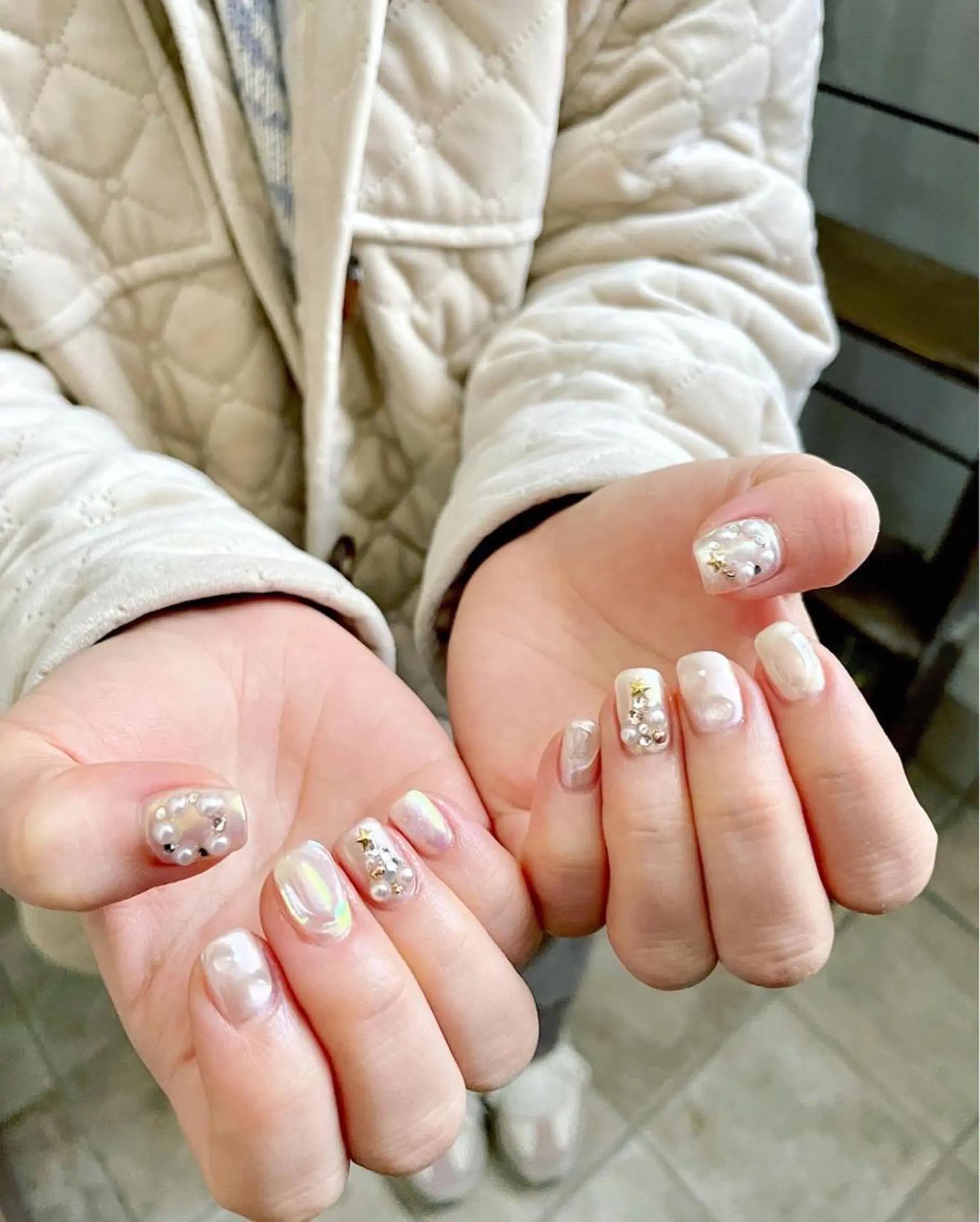ネイル フットネイル ジェルネイル キラキラネイル 韓国ネイル ニュアンスネイル 甲斐市自宅サロン 🧸prunelleのネイルデザイン