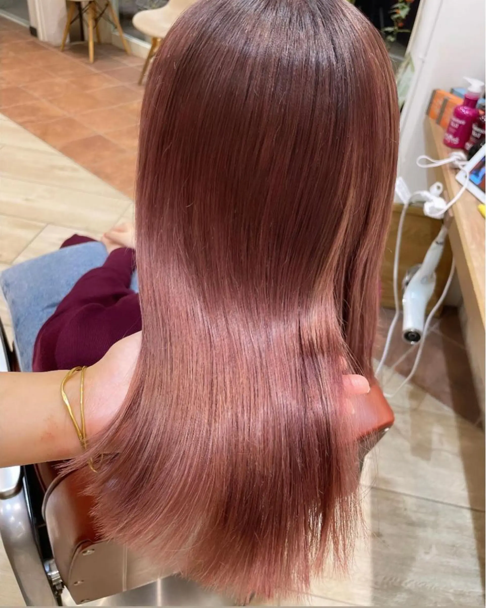 セミロング カラー 💙mai🫧 縮毛矯正・ハイライトのヘアスタイル