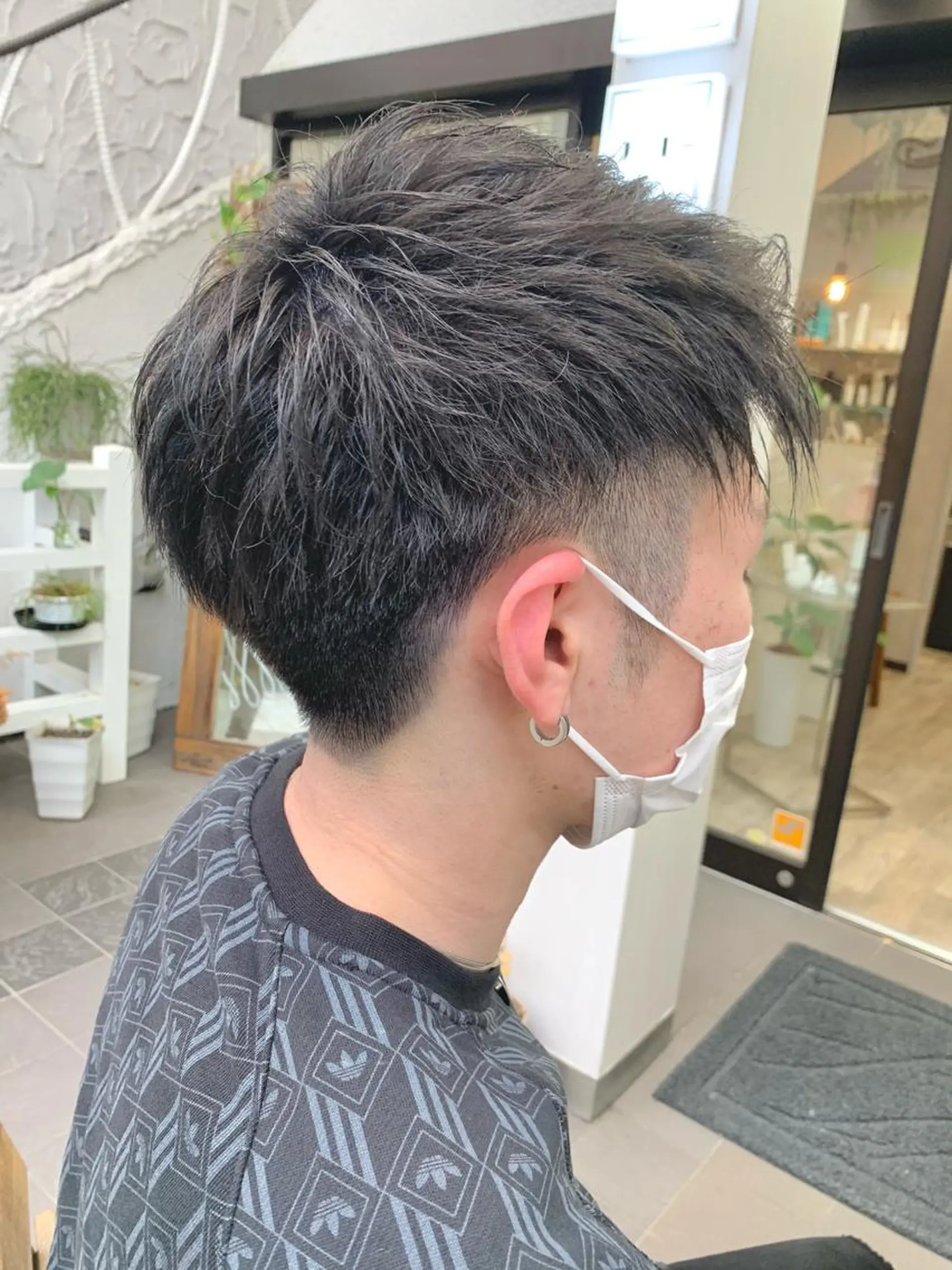 カラー メンズ ツーブロック 刈り上げ アッシュ アッシュグレー カット ヘアカラー ボブ/透明感カラー 増田さくらのヘアスタイル