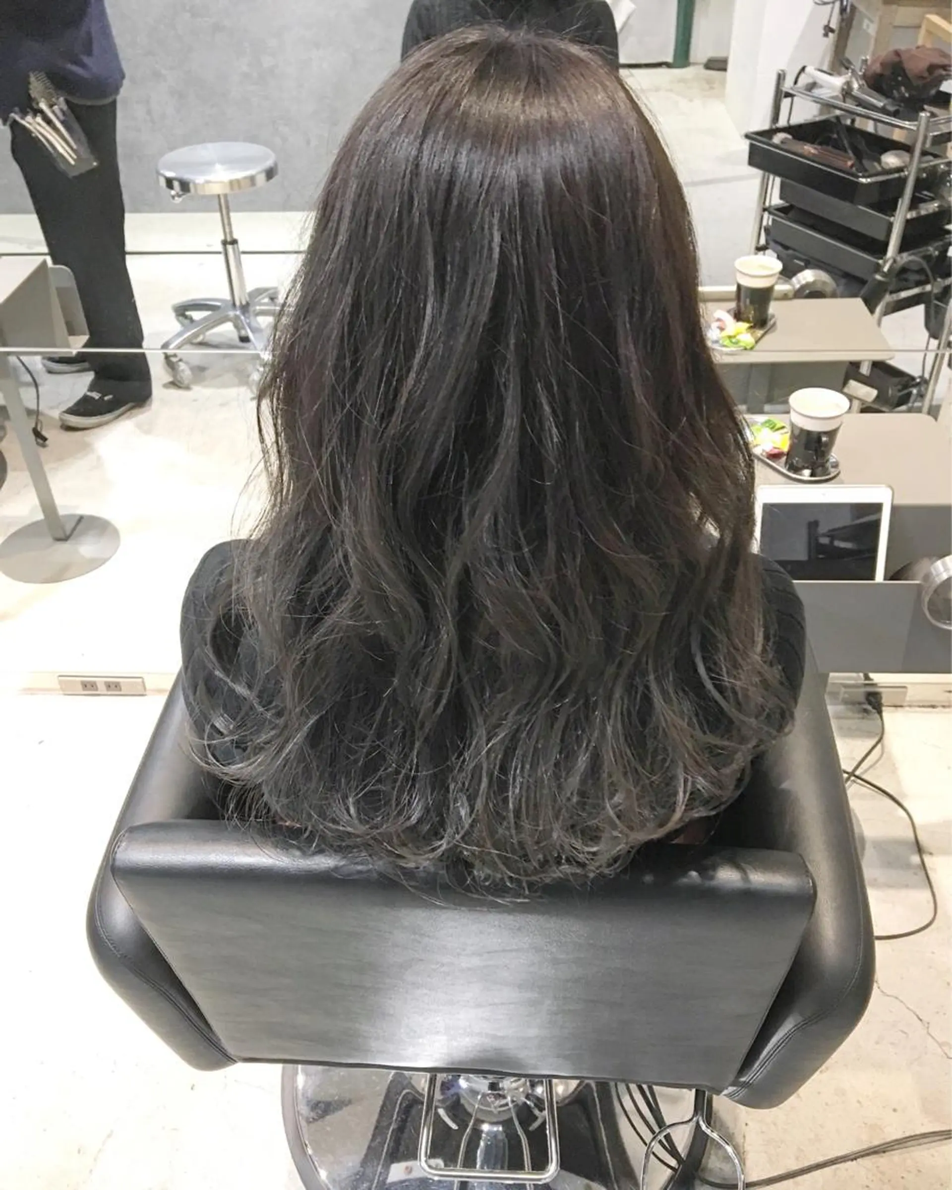 ミディアム カラー パーマ グラデーションカラー グレージュ 🌈ウルトワ水素 髪質改善naru🌈のヘアスタイル