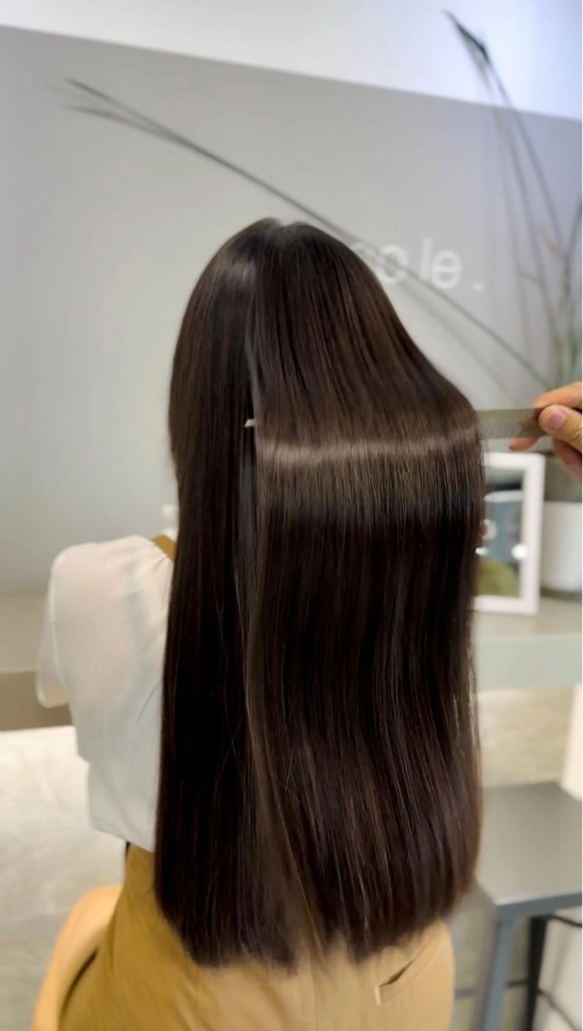 セミロング 縮毛矯正 JYO 髪質改善専門家のヘアスタイル