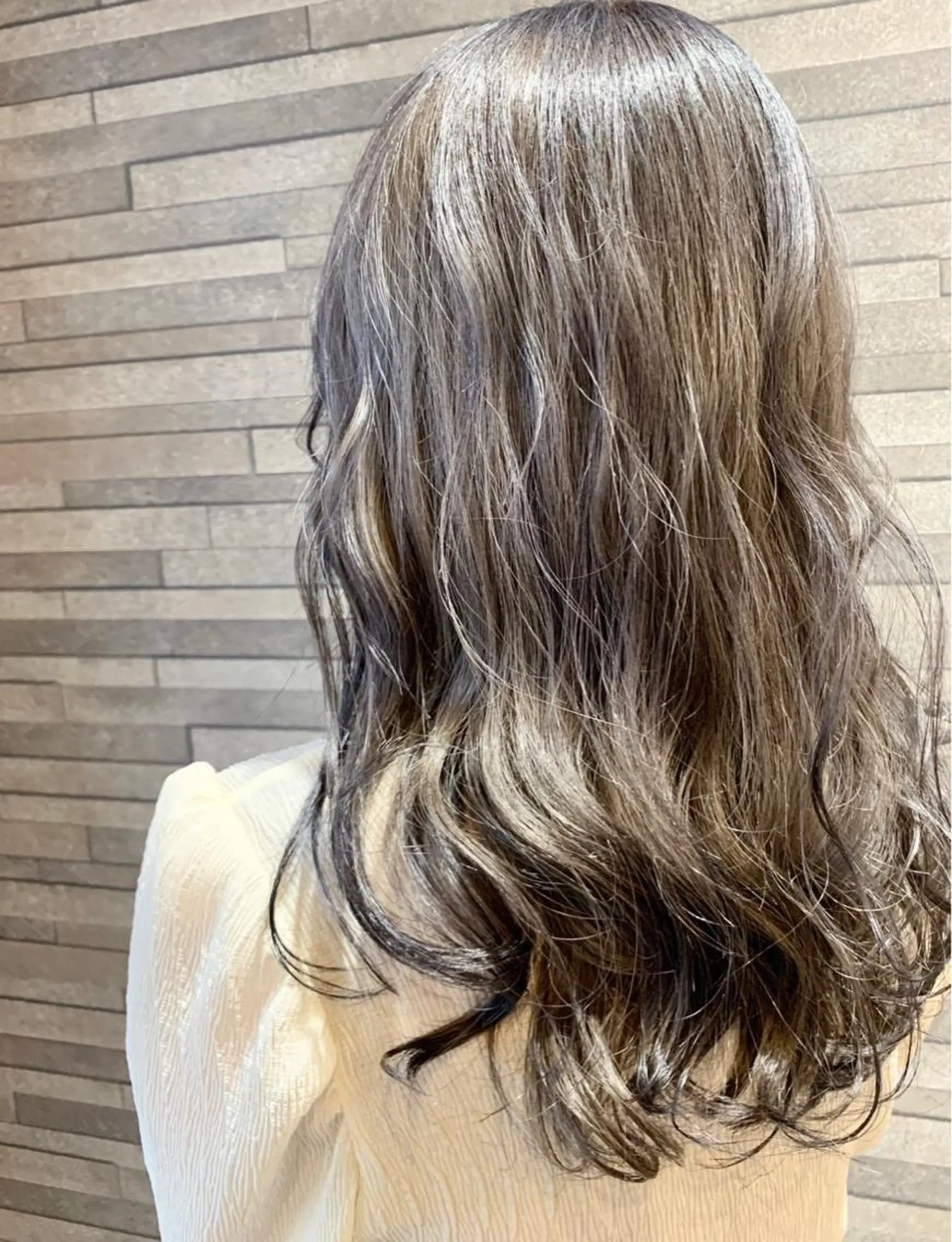 ロング 尾崎 優也のヘアスタイル