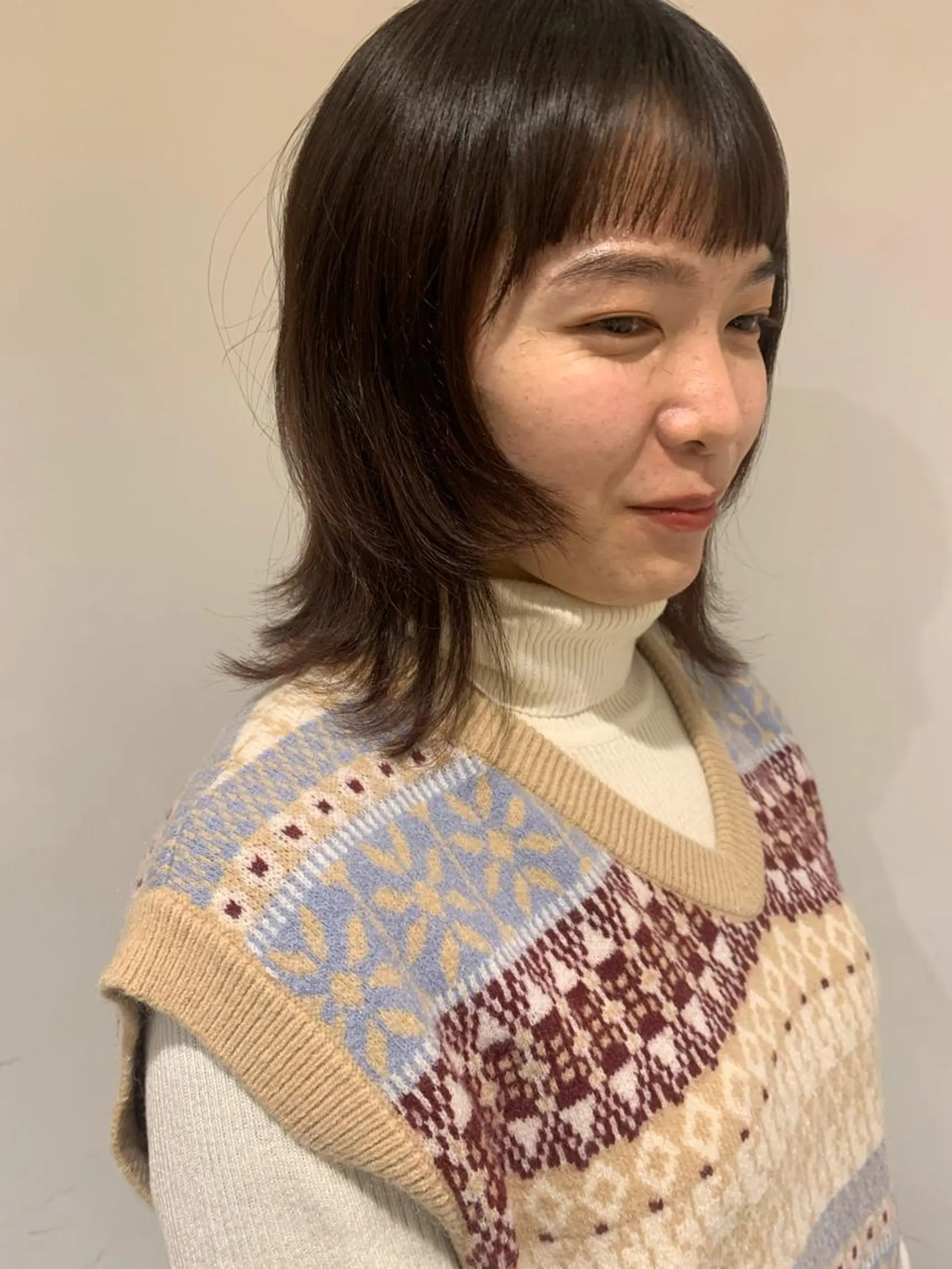 ミディアム 大塚 綾乃のヘアスタイル