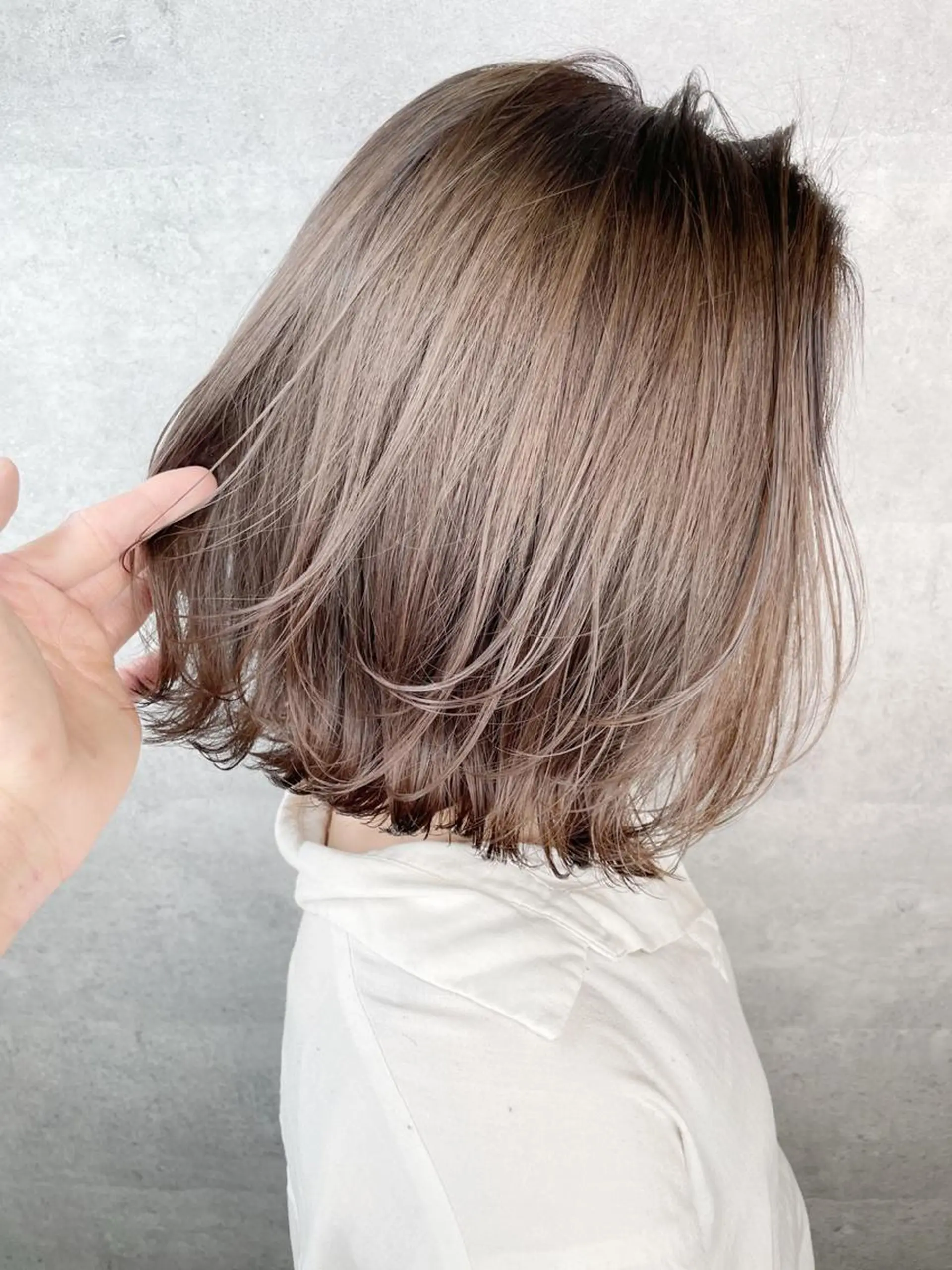 ミディアム カラー ダブルカラー グラデーションカラー ハイライトカラー イルミナカラー インナーカラー カット ヘアカラー BUCKS【天王寺】 バックス【駅30秒】のヘアスタイル