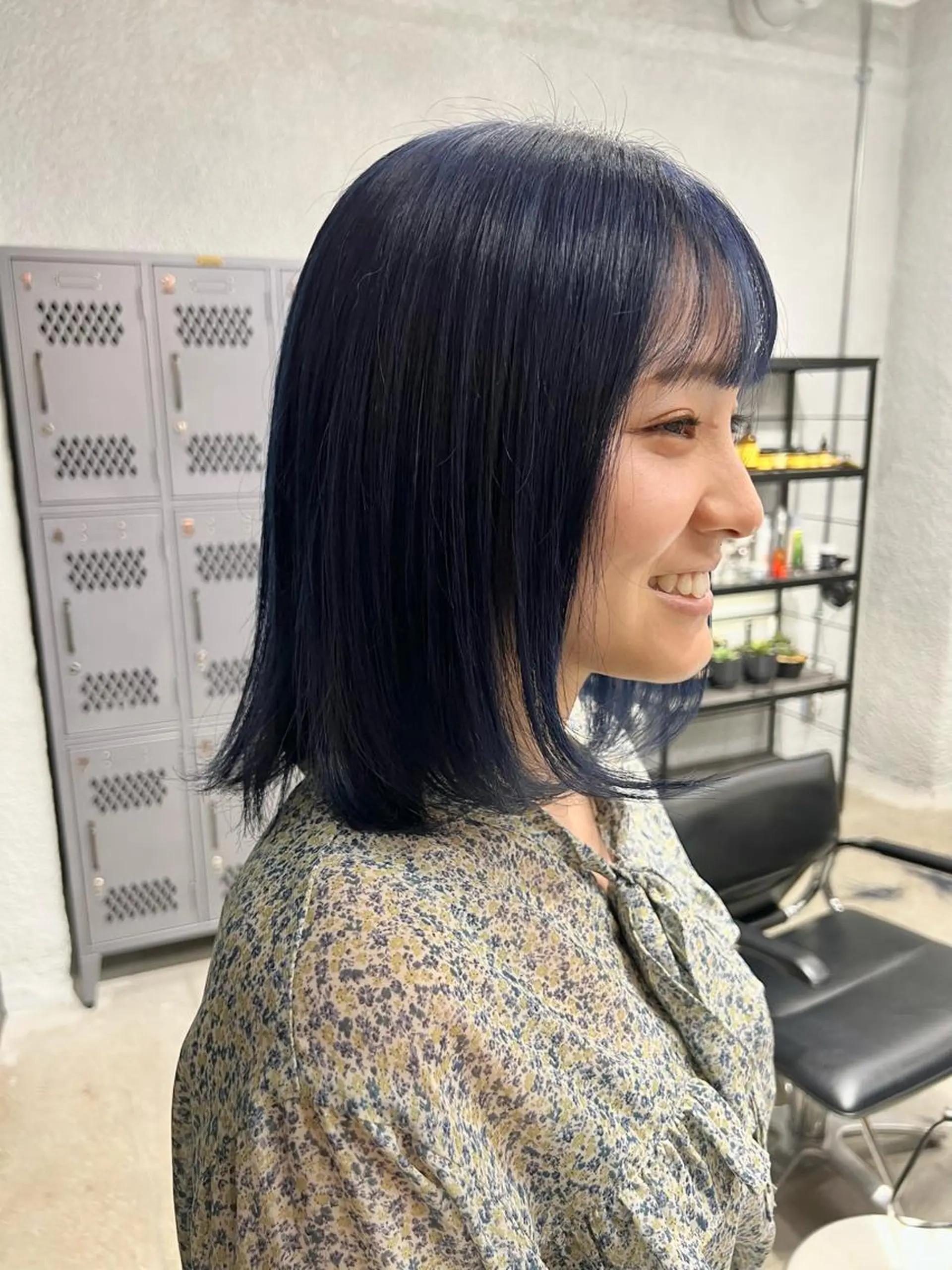 ミディアム カラー オタク美容師💟 チバコナツのヘアスタイル