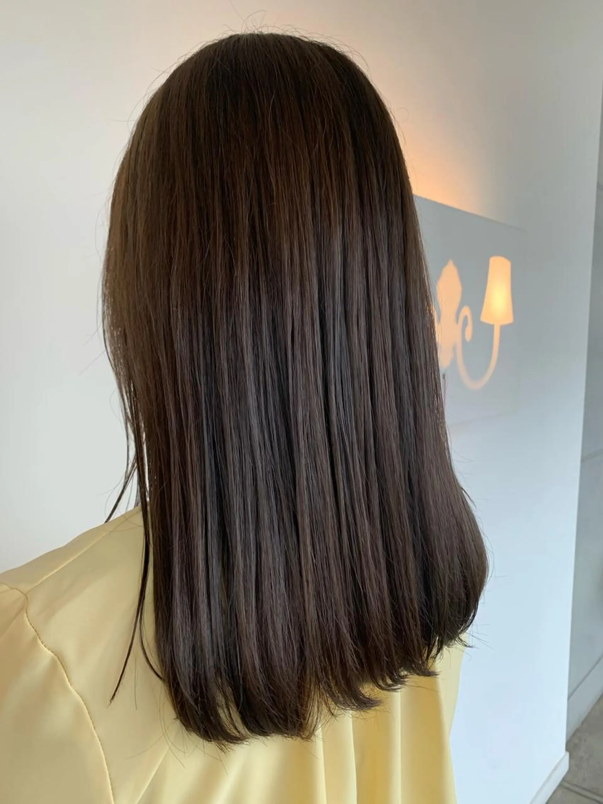 セミロング sharon所属・おせ ちさとのヘアスタイル