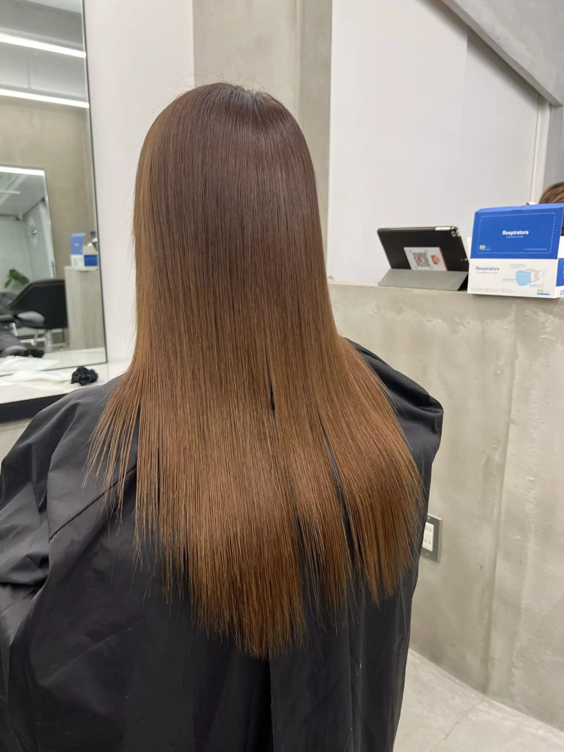ロング カット ヘアカラー トリートメント よしのり genieeのヘアスタイル