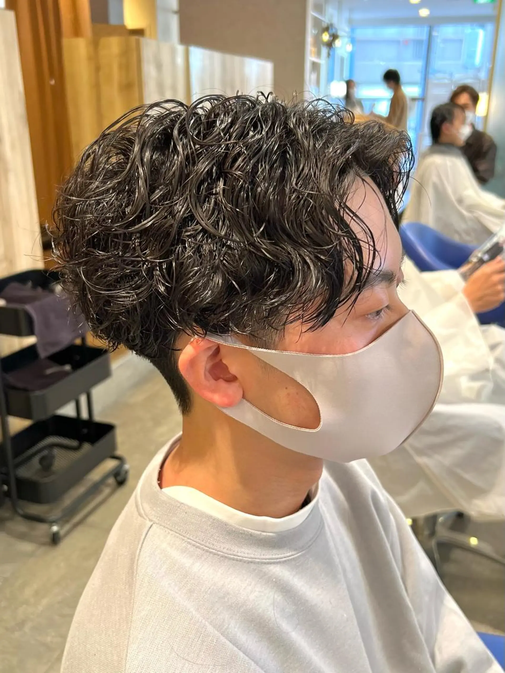 ショート パーマ メンズ アップバング メンズブリーチ センターパート マッシュ メンズパーマ men’s salon NOA solte. 【メンズサロン ノアソルテ】所属・メンズパーマ職人 加藤 弘貴のヘアスタイル