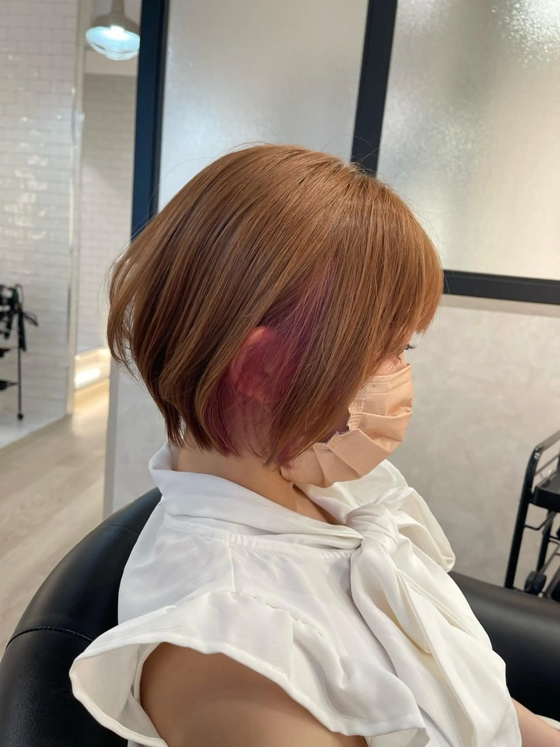 ショート カラー ヘアカラー トリートメント &chaLme   心斎橋所属・emi/髪質改善/ 韓国風/艶カラーのヘアスタイル