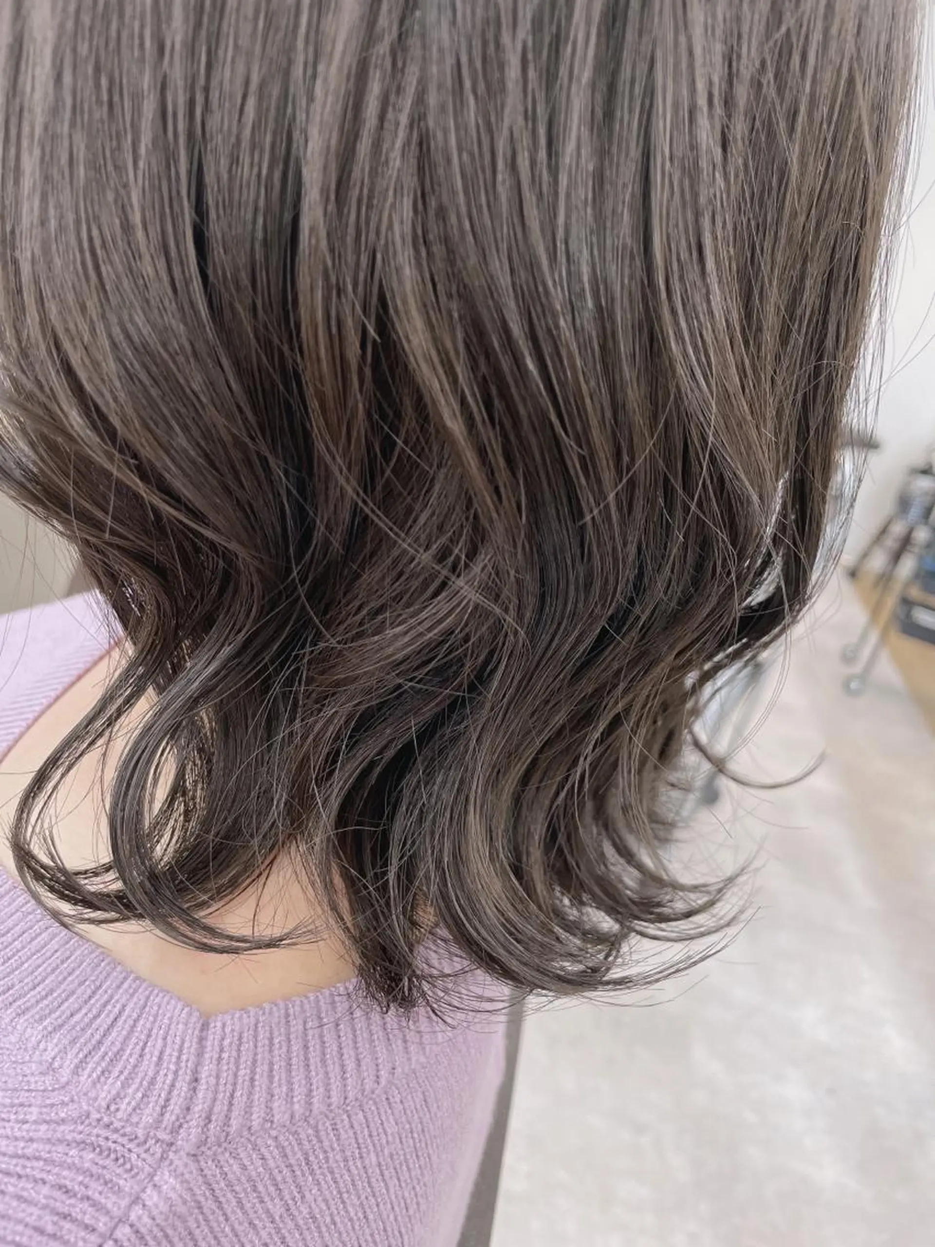 ミディアム カラー グレージュ ヘアカラー トレンド透明感カラー 大貫 昂涼 🐹のヘアスタイル