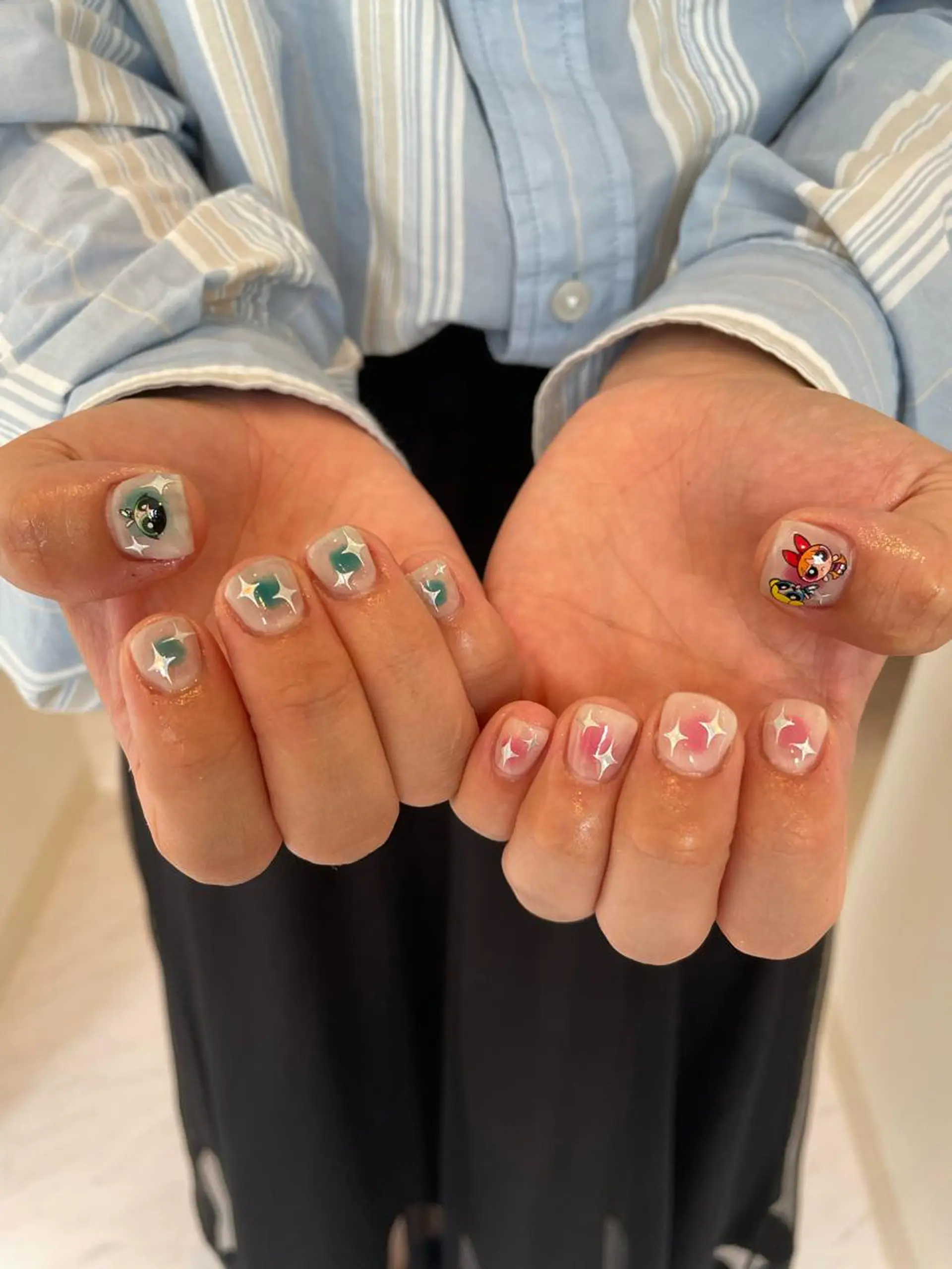 ネイル 束感まつ毛/ネイル/ LED♥KIRARAのマツエク・マツパデザイン