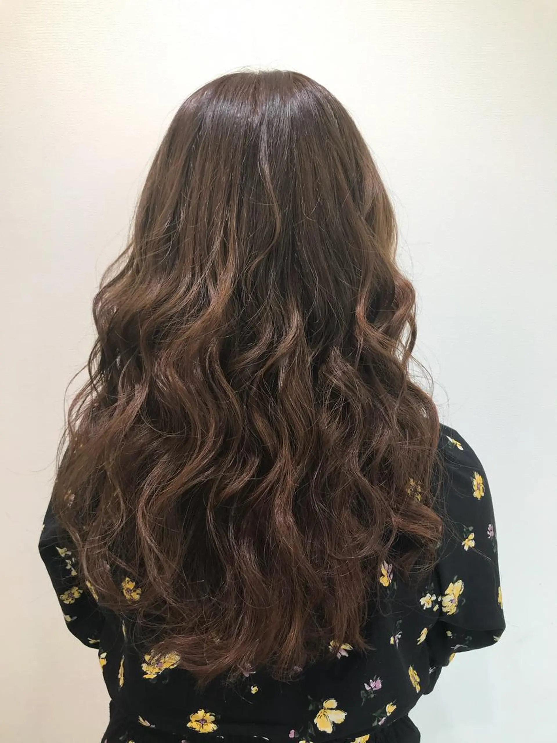 ロング カラー 清藤 綾のヘアスタイル