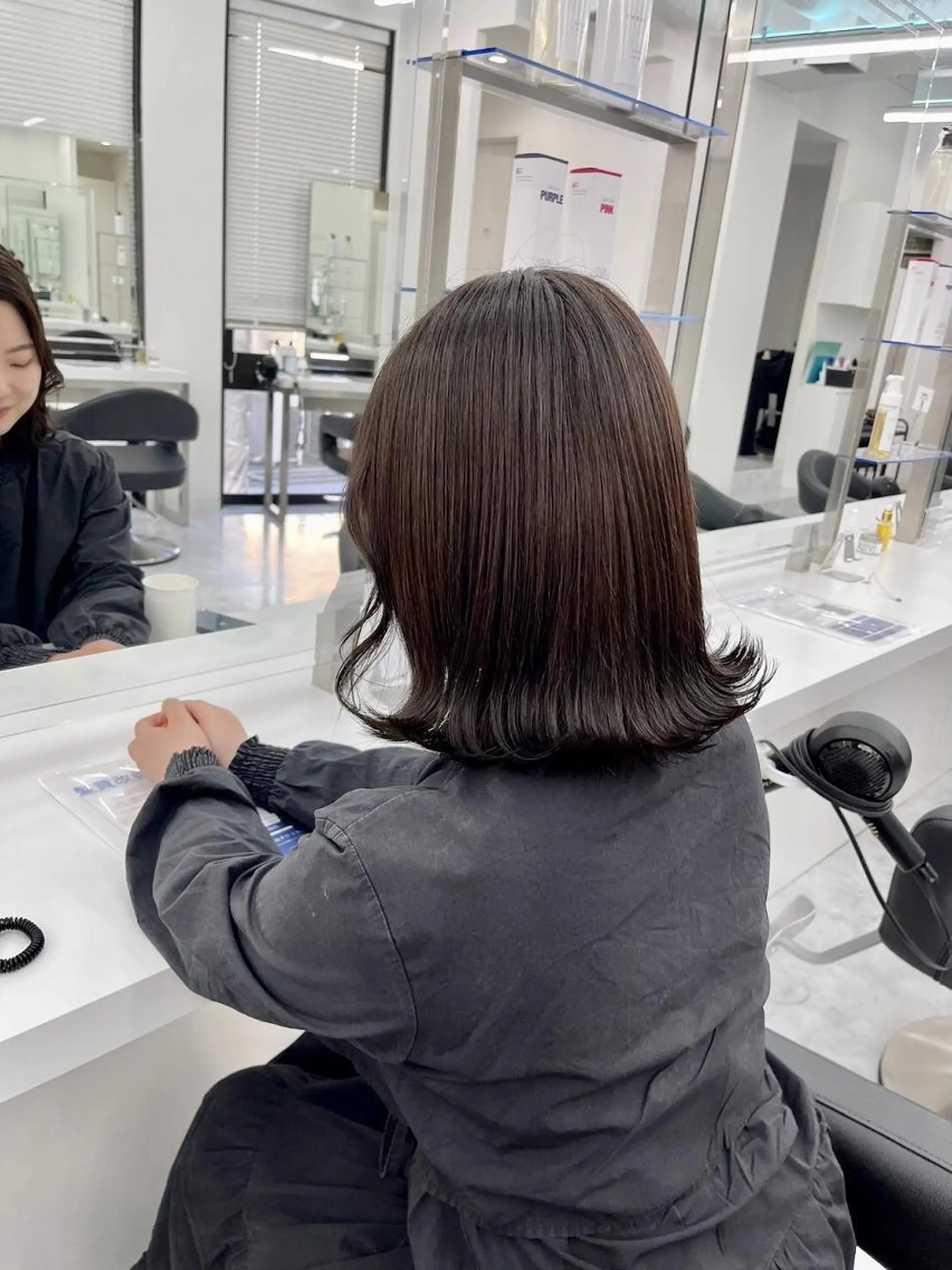 カラー 透明感ブラウン✖️ ボブ🤎ホウトのヘアスタイル