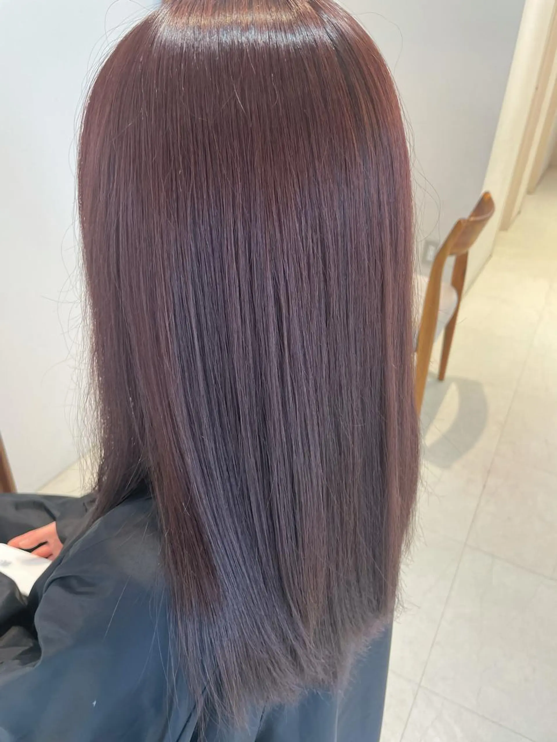 カラー 若月 あやかのヘアスタイル