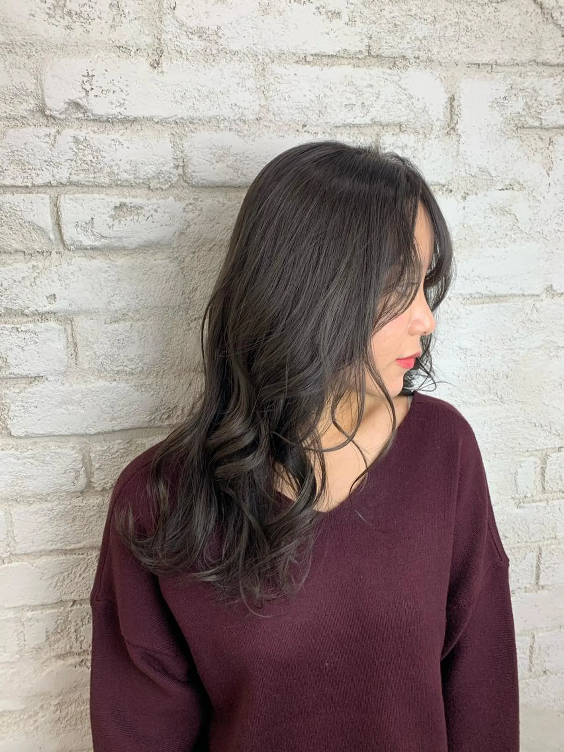 セミロング カラー イルミナカラー スターダスト ヘアカラー 韓国ヘア✨グレージュ カラーasamiのヘアスタイル