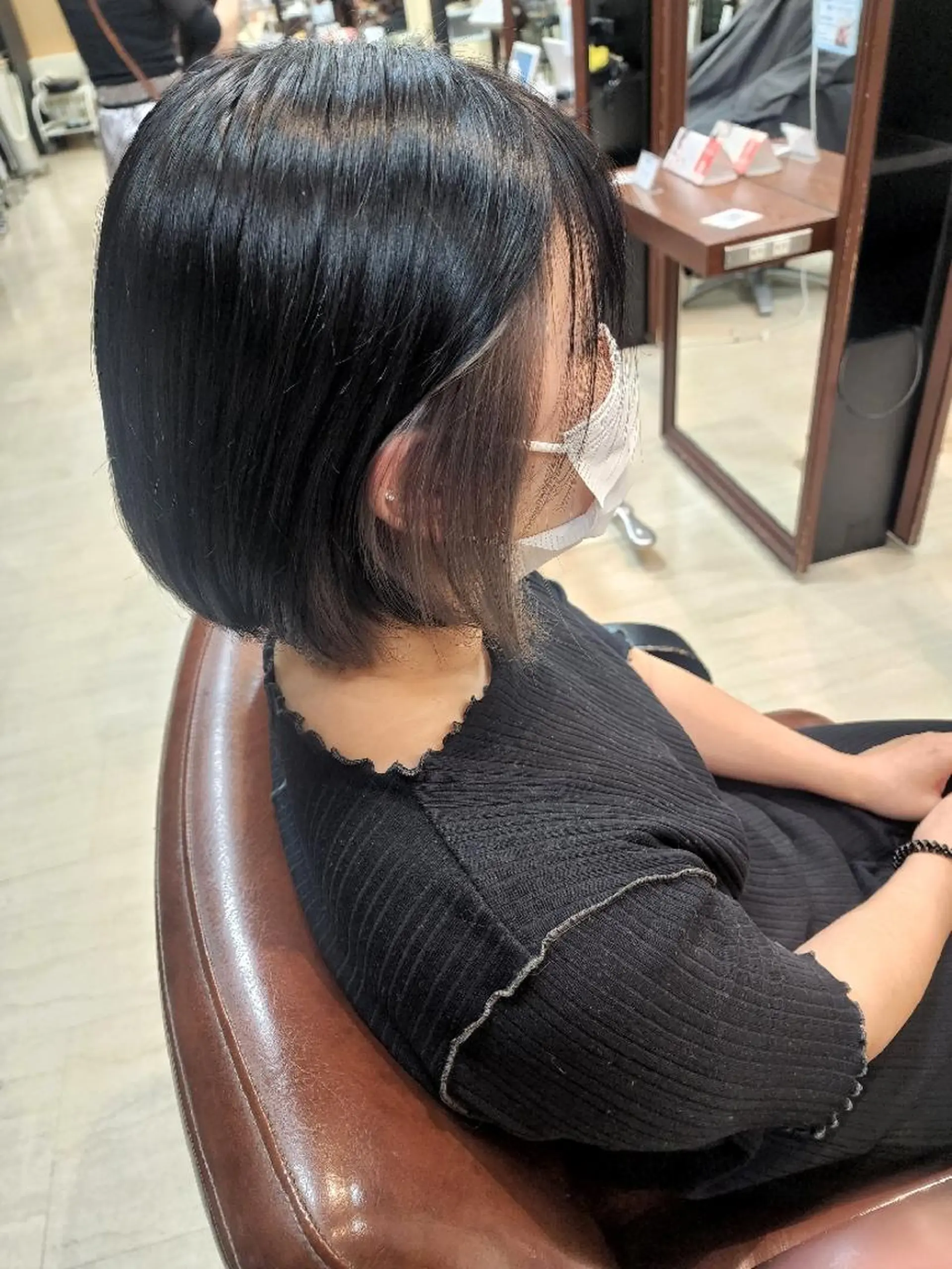ミディアム カラー ブリーチ グレージュ シルバー シルバーグレージュ 木村 直哉のヘアスタイル