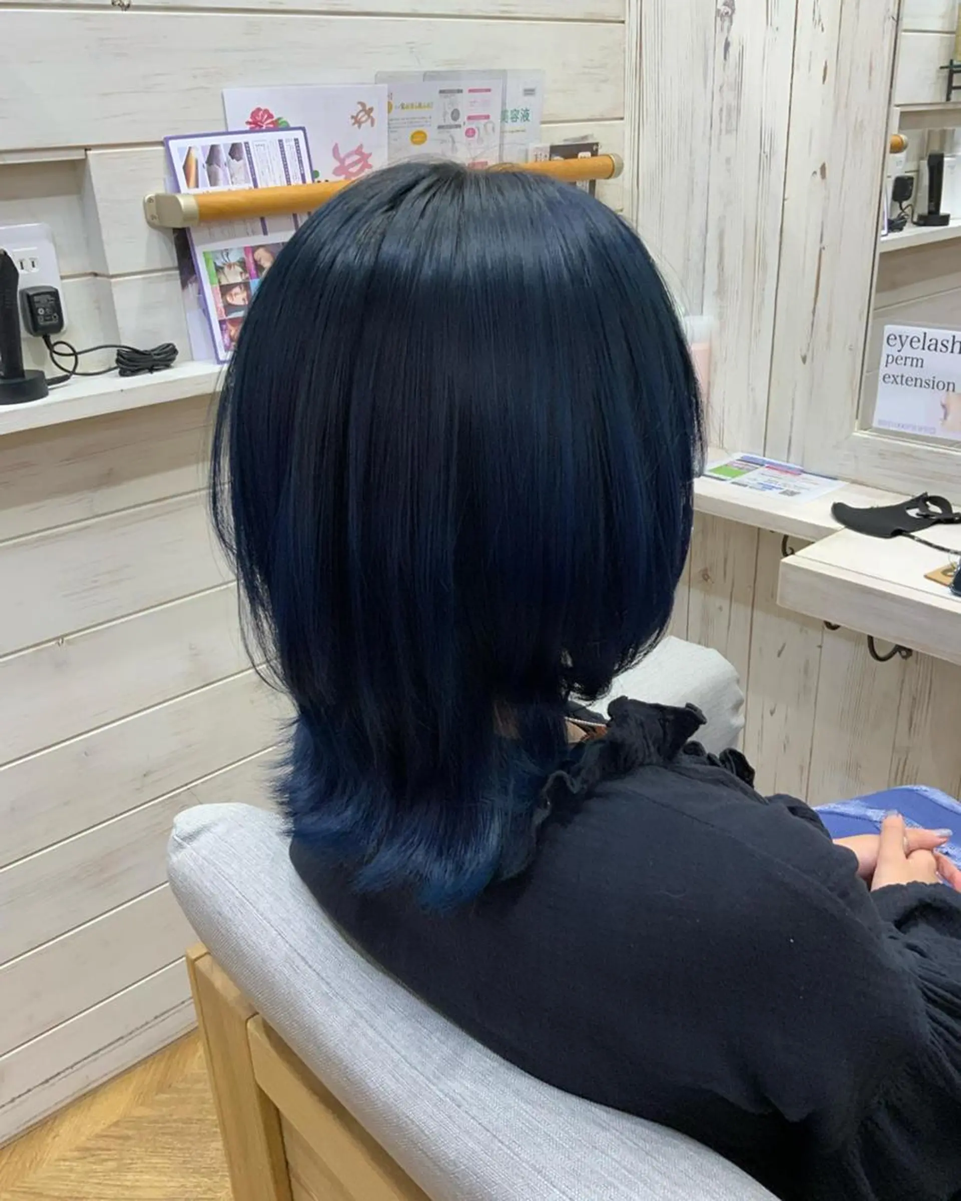 ショート カラー パーマ ヘアアレンジ メンズ キッズ ネイル マツエク・マツパ メンズハイライト メンズインナーカラー アクアカラー ベージュカラー ハイライトカラー Saffyハリウッド トリートメント◎のヘアスタイル
